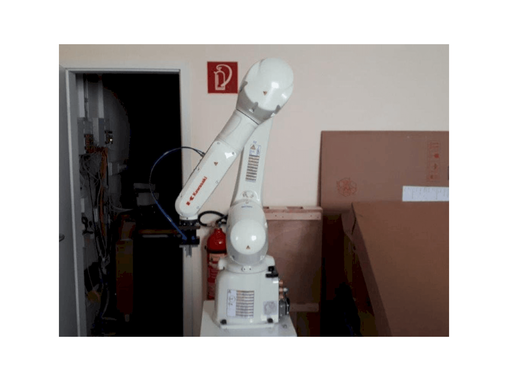 Čelní pohled na Kawasaki RS007L stroj