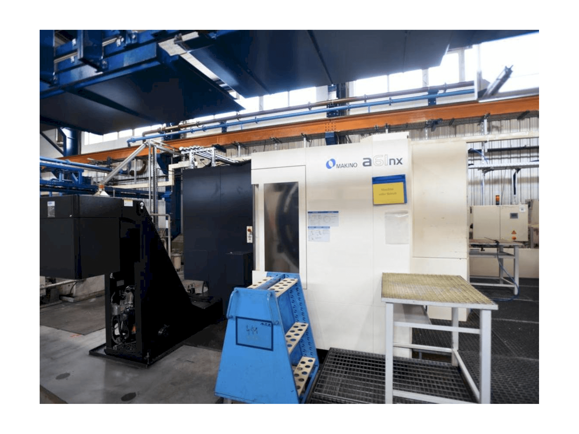 Čelní pohled na Makino a61nx Pro 6 stroj