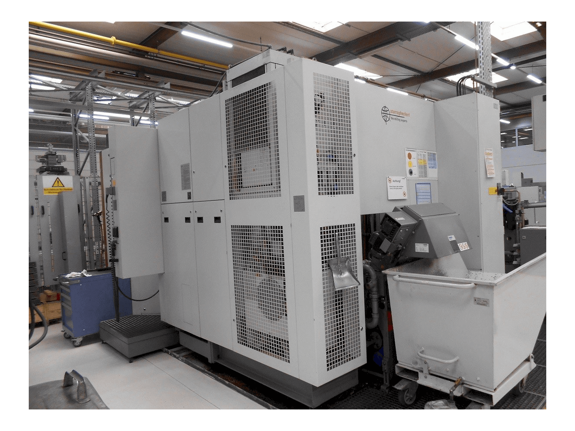 Levý boční pohled na Heckert HEC 500 D XXL stroj