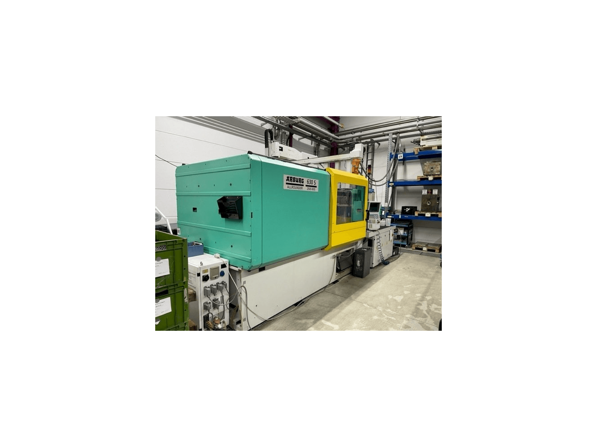 Čelní pohled na Arburg 420C 1000-250 stroj