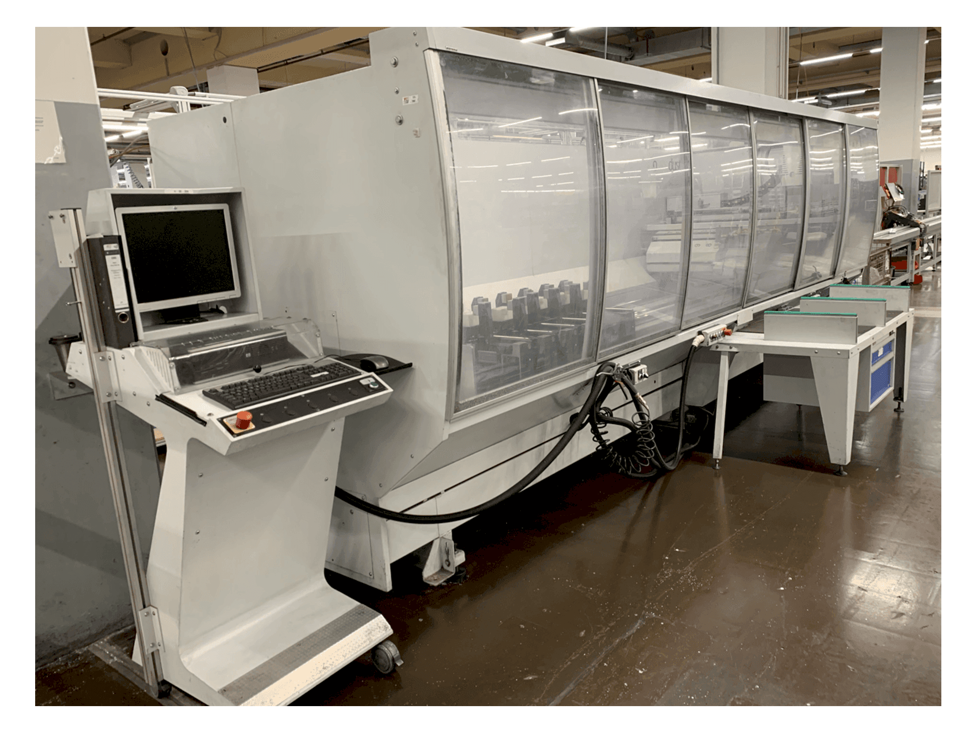 Levý boční pohled na FomIndustrie Dali 40 stroj