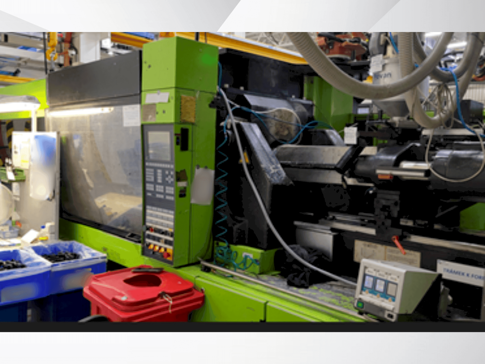 Čelní pohled na Engel Engel ES 1050/250 HLST stroj