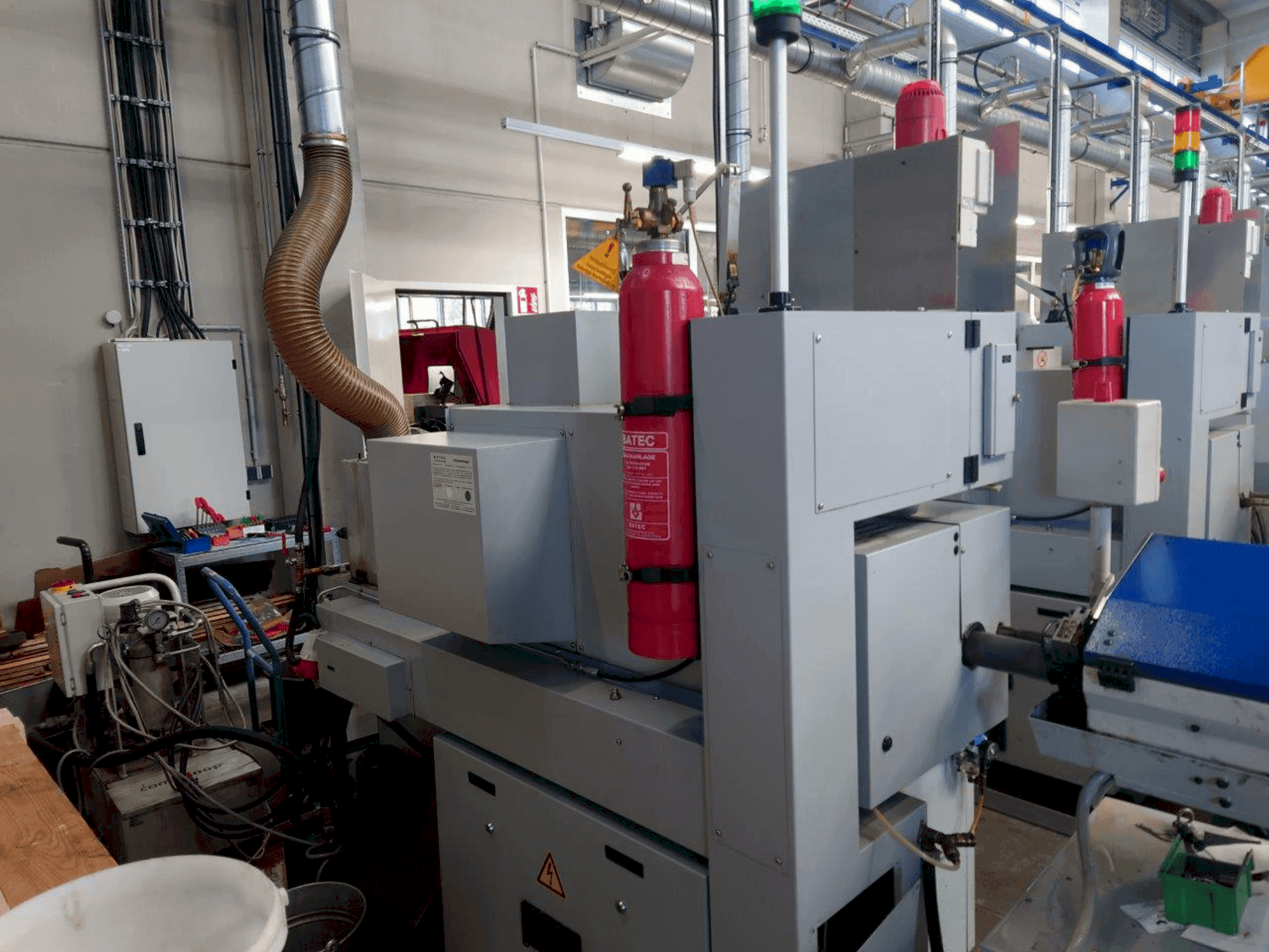 Čelní pohled na STAR MICRONICS SB-16 stroj