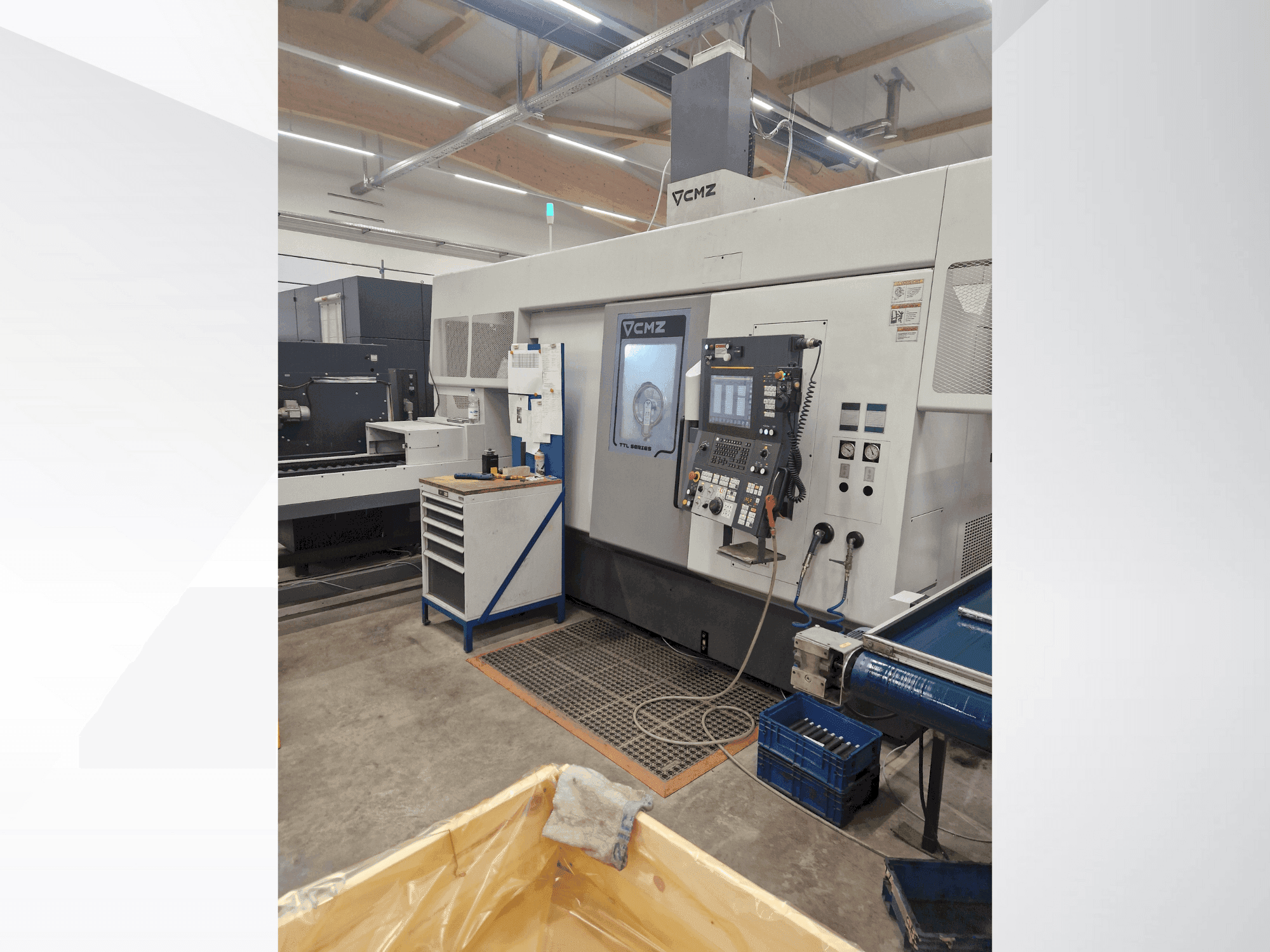 Čelní pohled na CMZ TTL-66-66-TTY-T2Y stroj