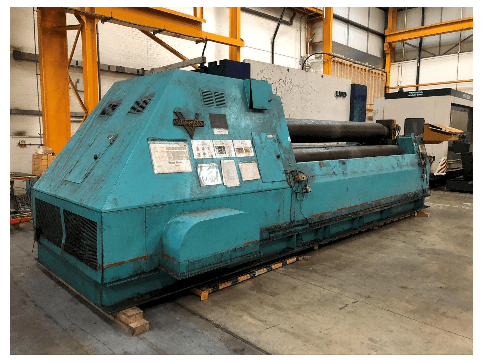 Čelní pohled na VERRINA CLR 216 X 4050 stroj