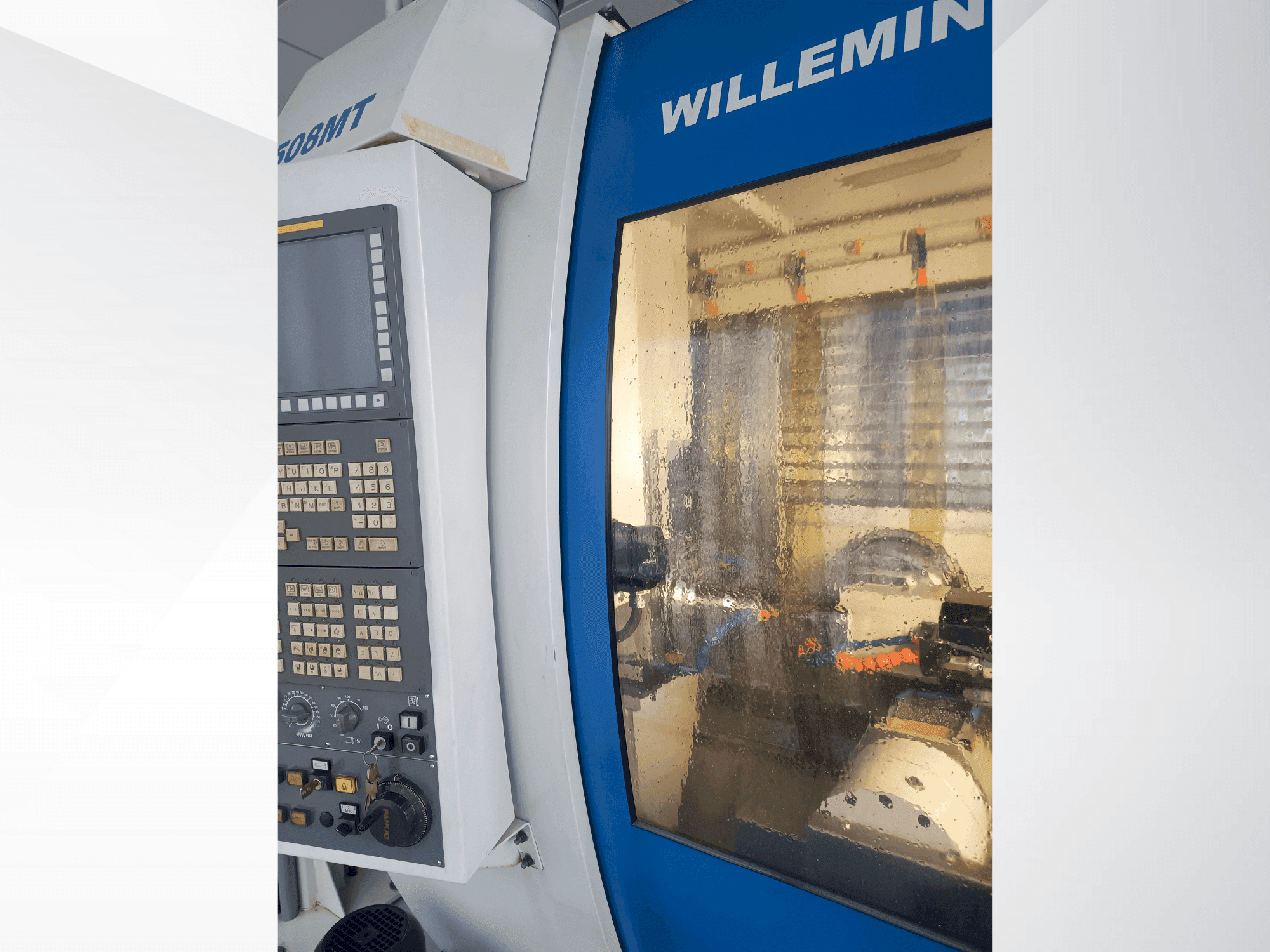 Čelní pohled na WILLEMIN-MACODEL 508MT-195 stroj
