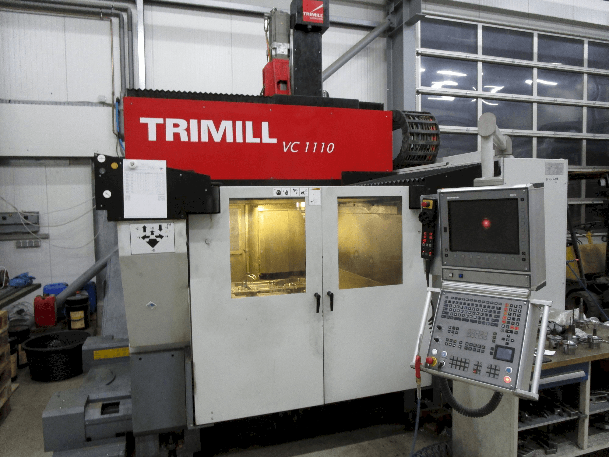 Čelní pohled na TRIMILL VC1110 stroj