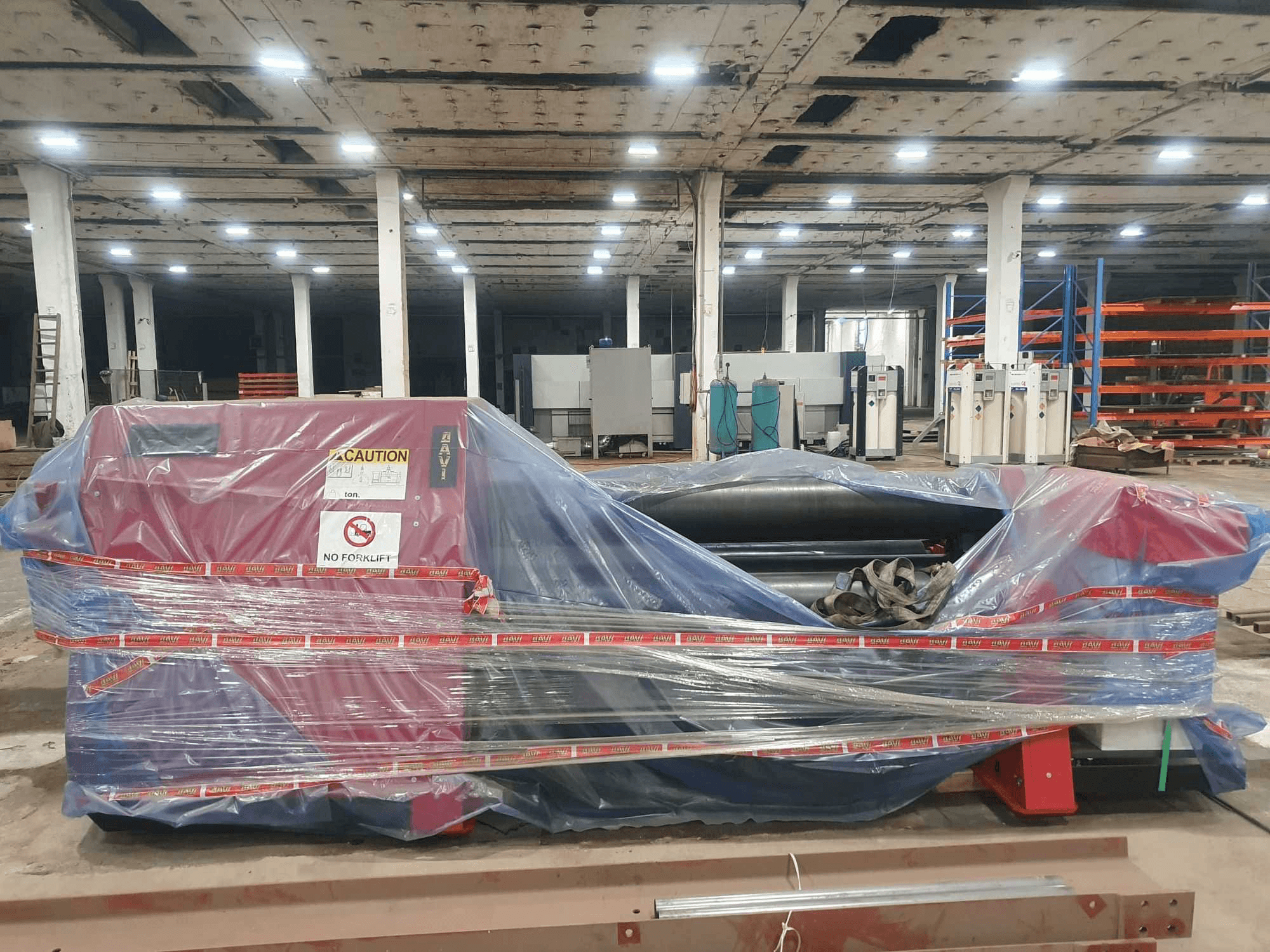 Čelní pohled na Davi MCB E20 stroj