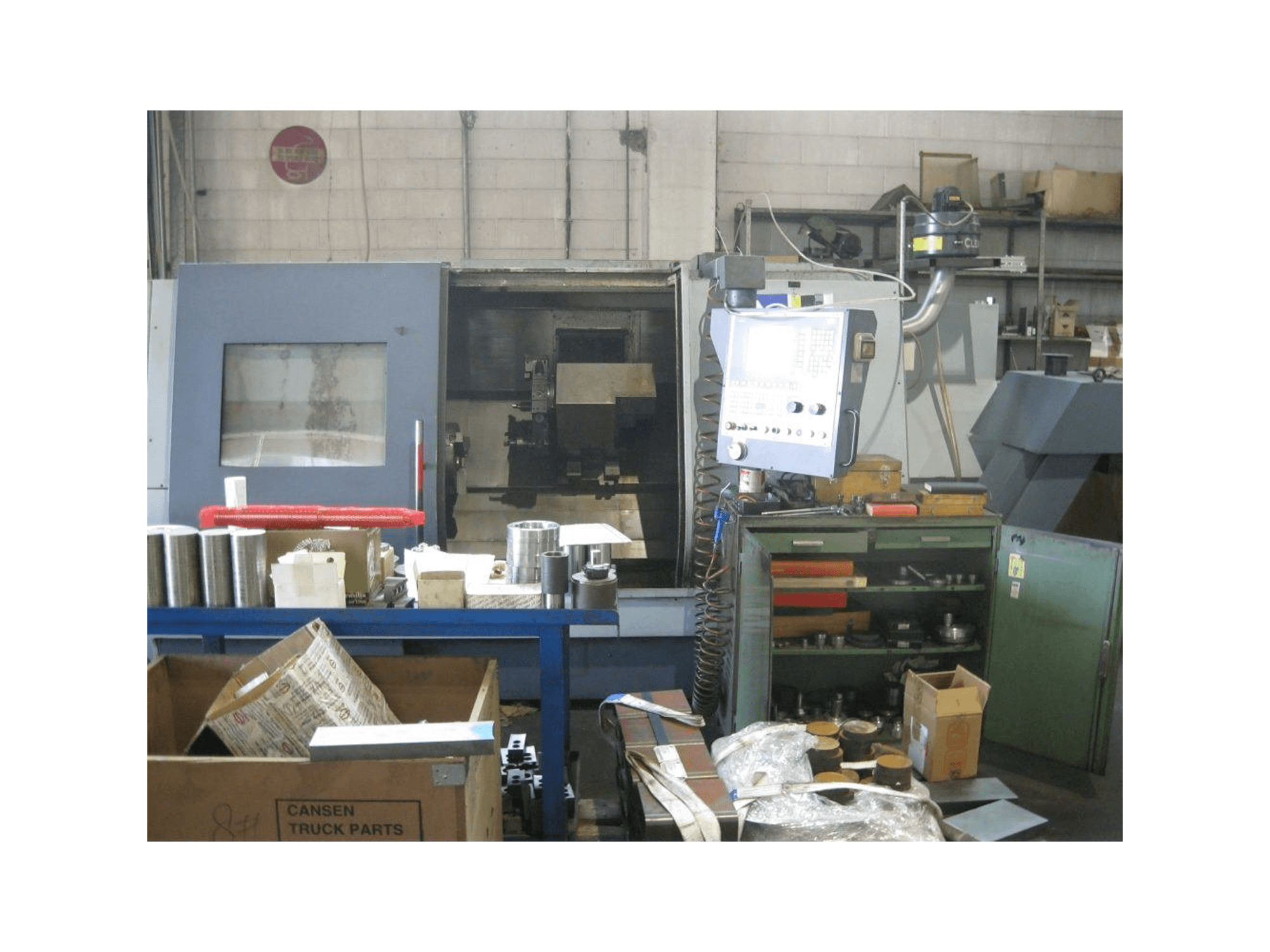 Čelní pohled na EMCO PADOVANI 500 stroj