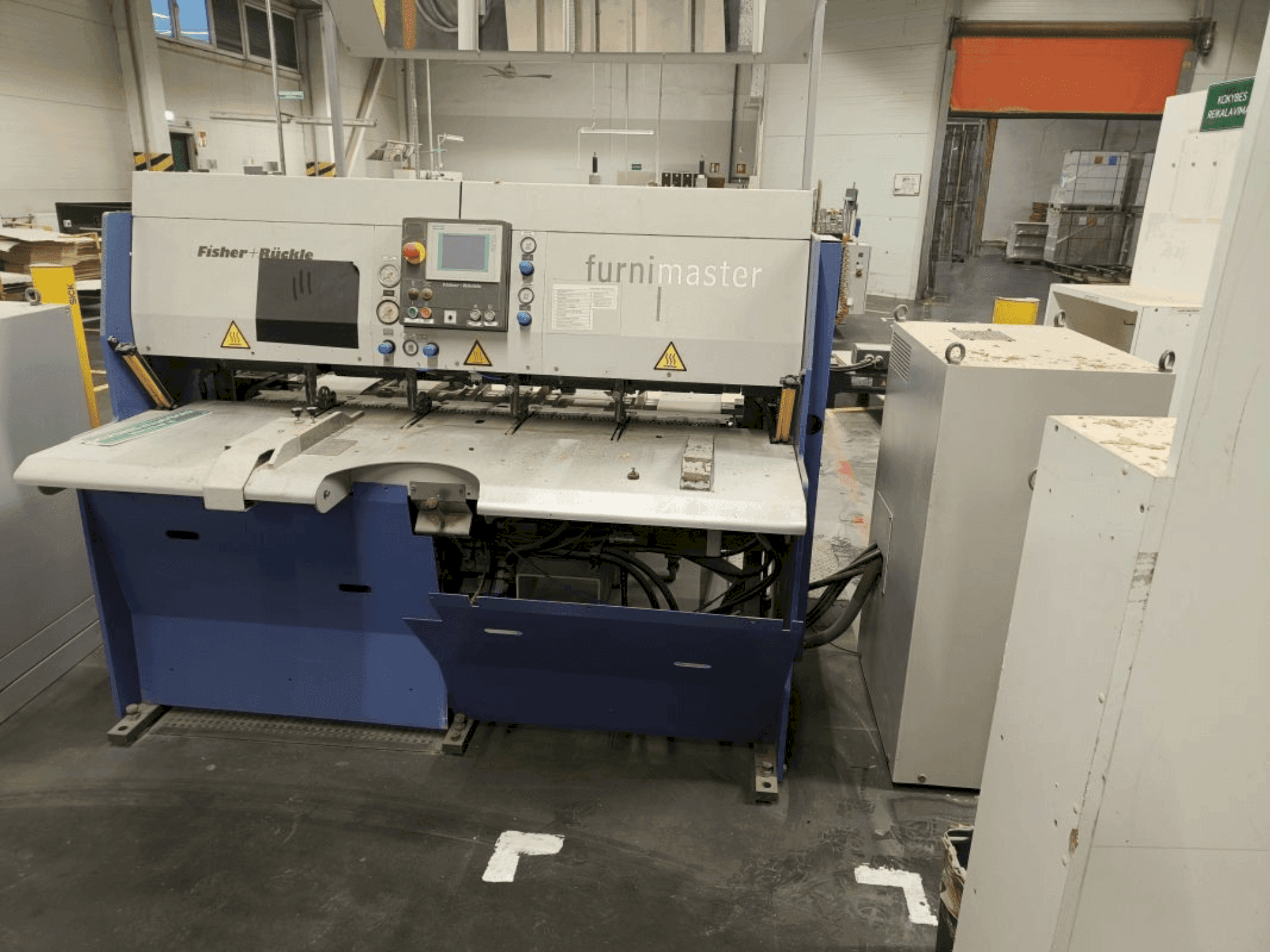 Čelní pohled na FISCHER & RüCKLE FZR15 / DAR 22 stroj