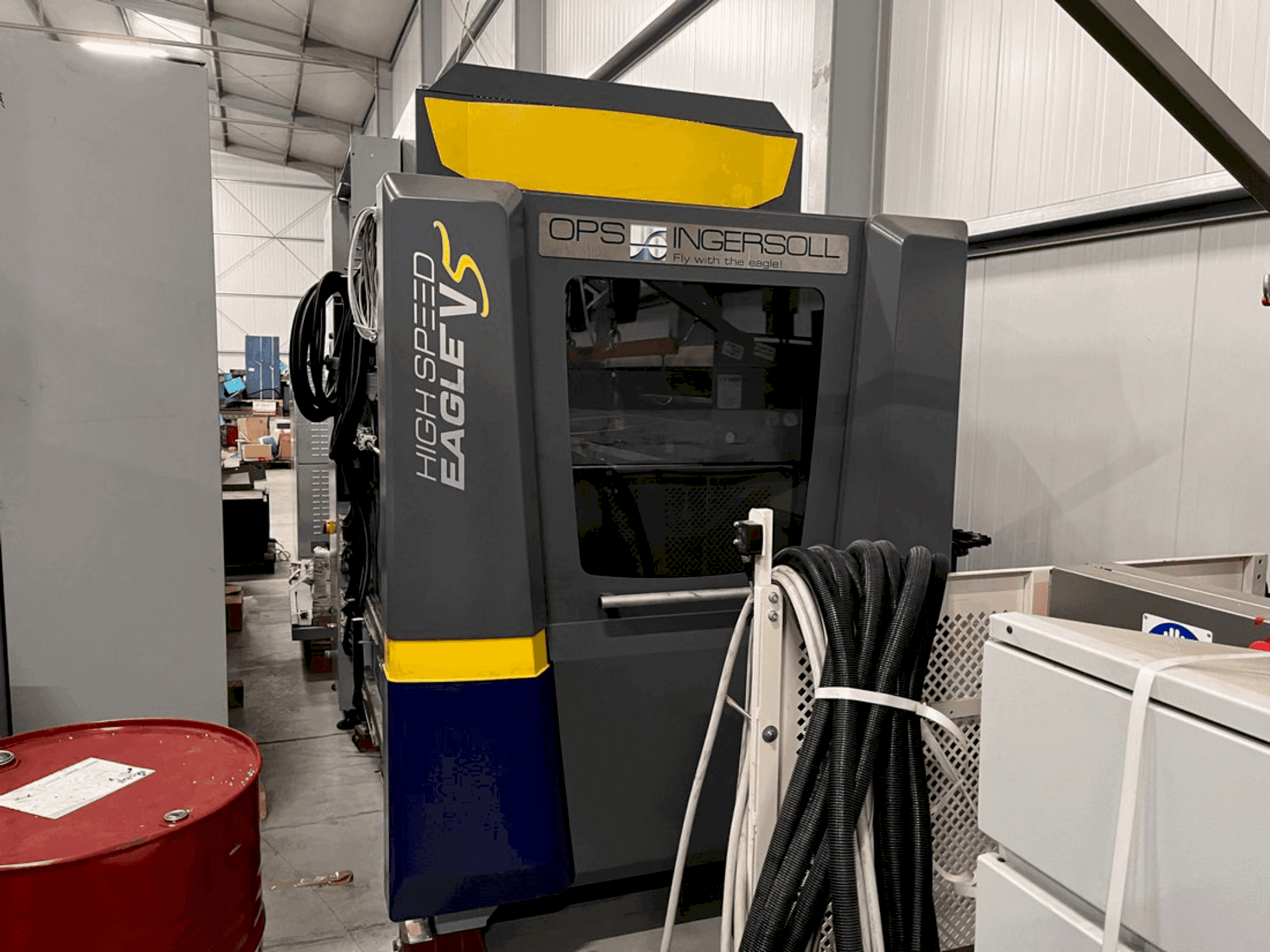 Čelní pohled na INGERSOLL High Speed Eagle V5 stroj