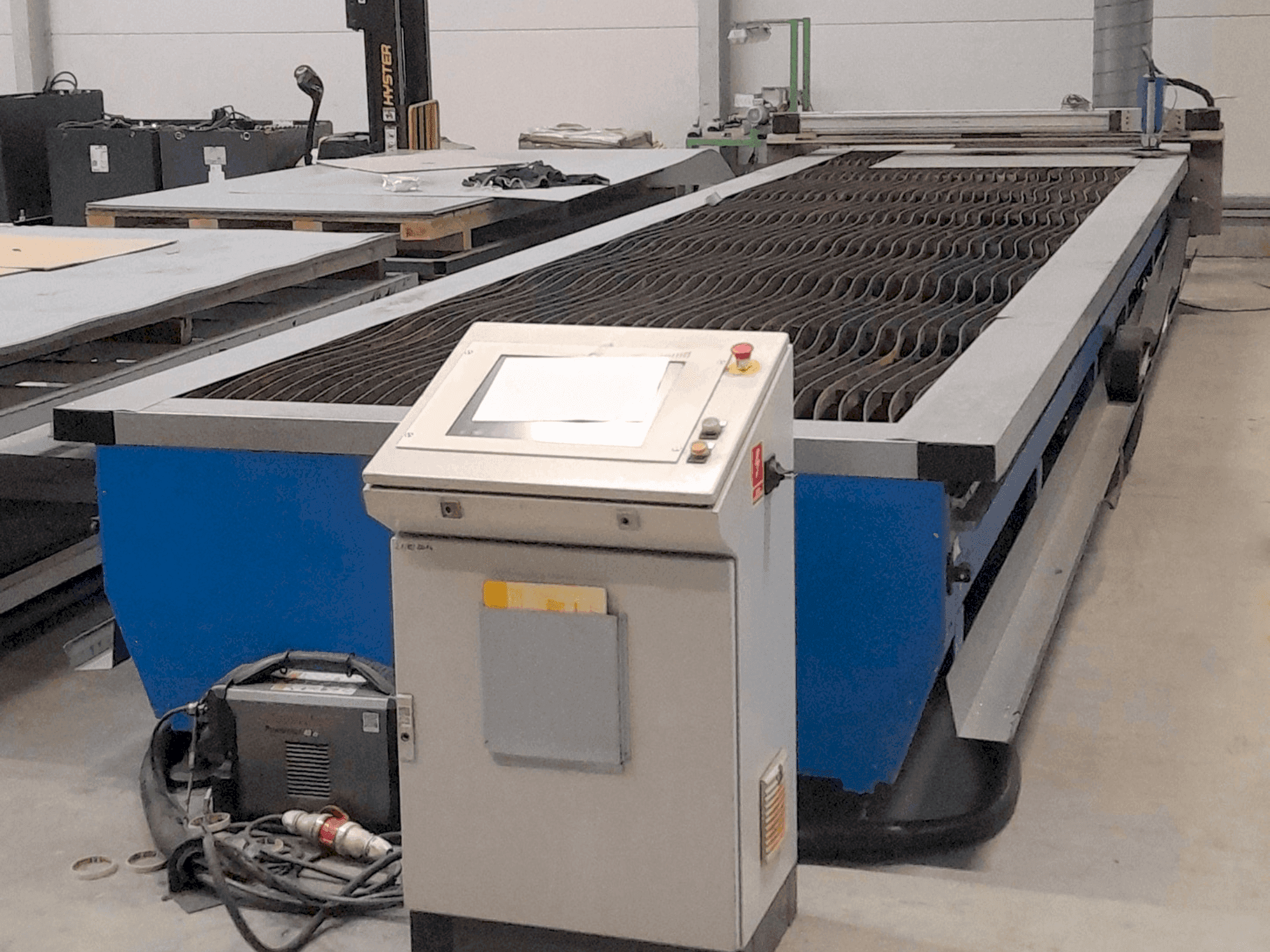 Čelní pohled na SPIRO 6000V4 stroj