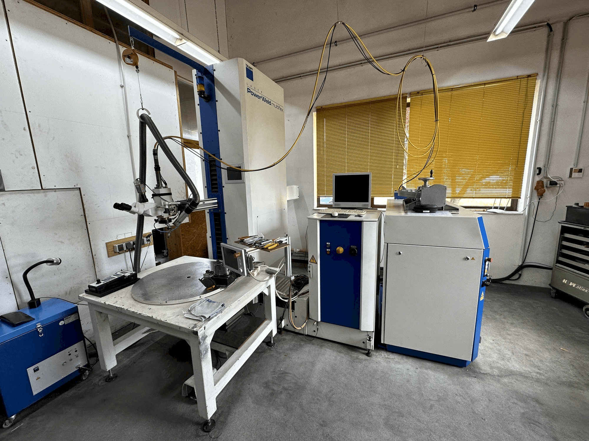 Čelní pohled na Trumpf TruLaser Station 5010 stroj
