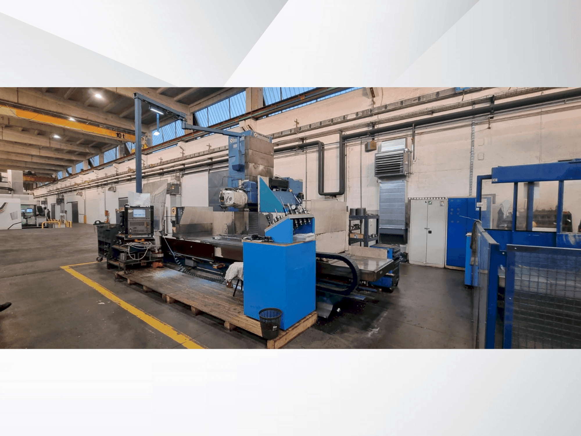 Čelní pohled na TOS KUŘIM FS 100 S/A3 stroj