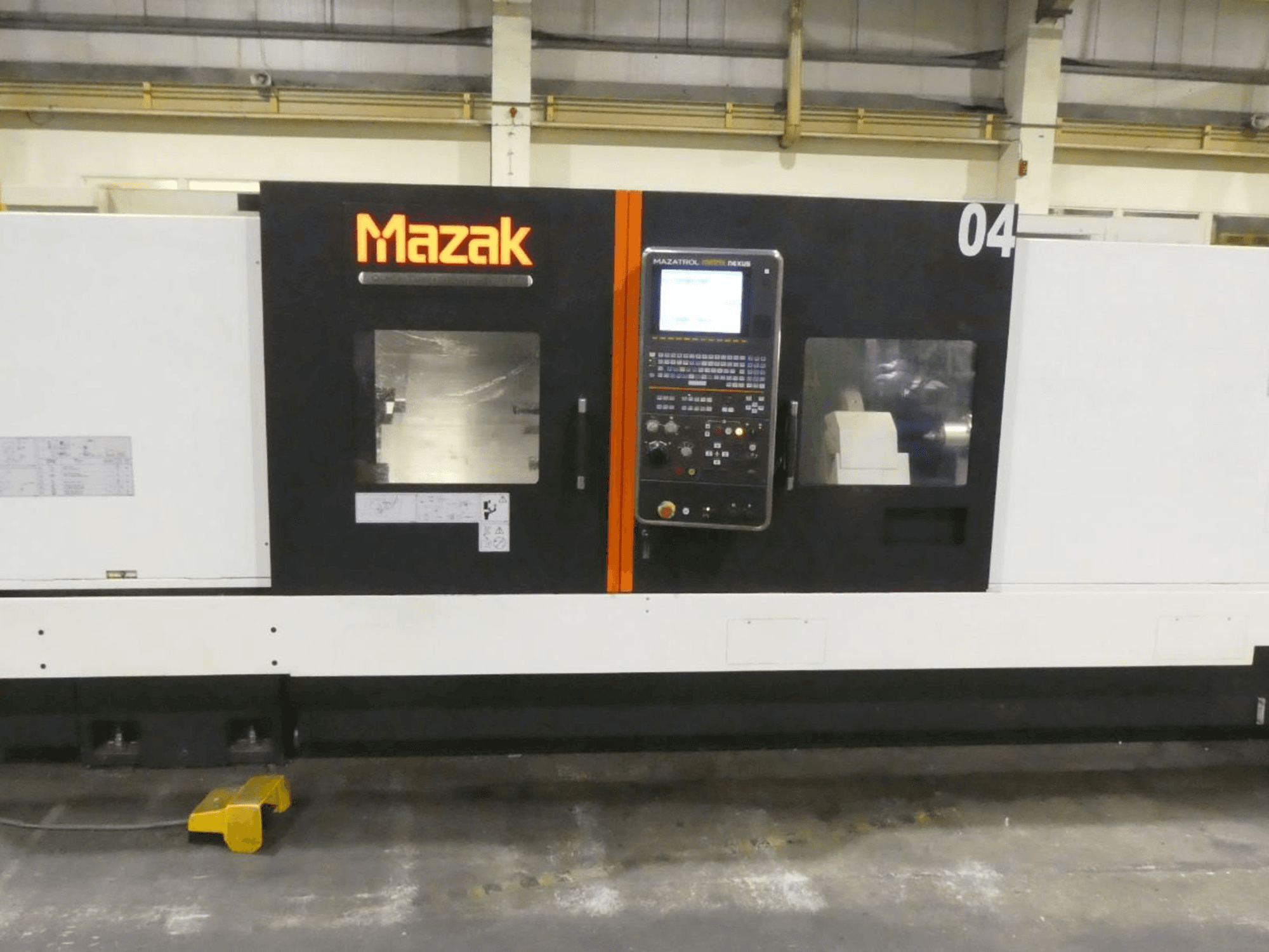 Čelní pohled na Mazak QUICK TURN NEXUS 450-II M stroj