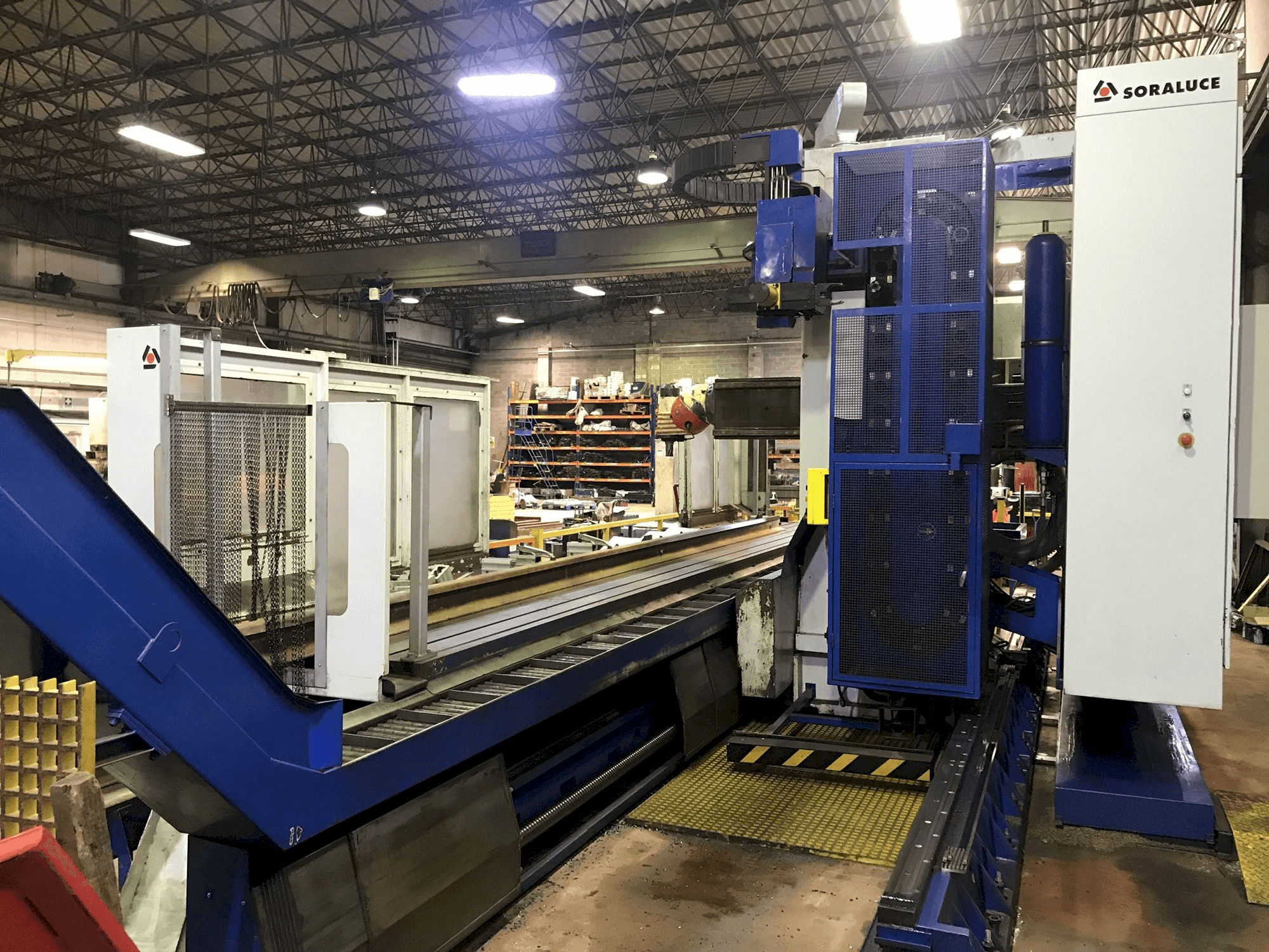 Čelní pohled na Soraluce SLP 8000 stroj