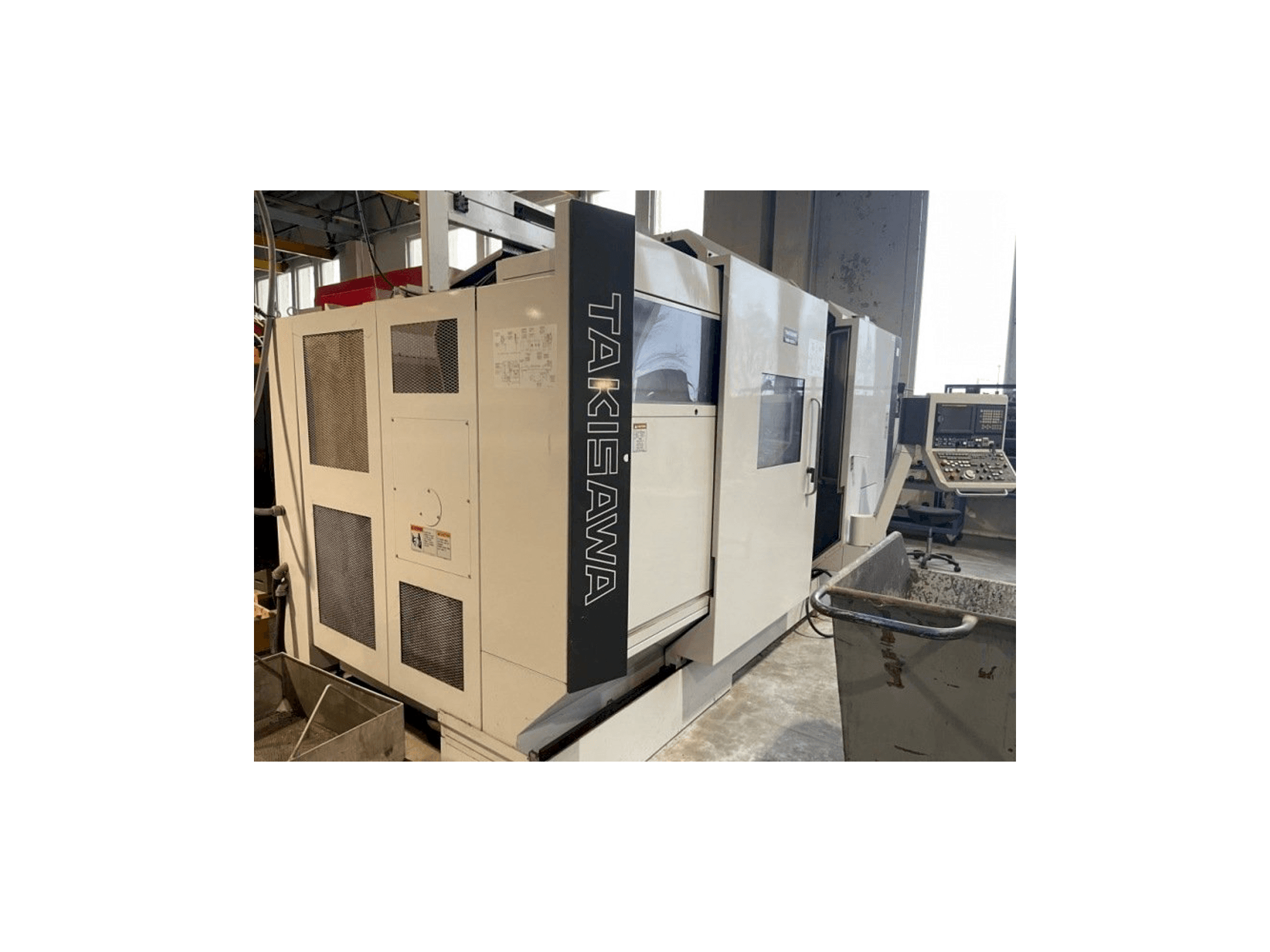 Čelní pohled na Takisawa TMM250-M3 stroj