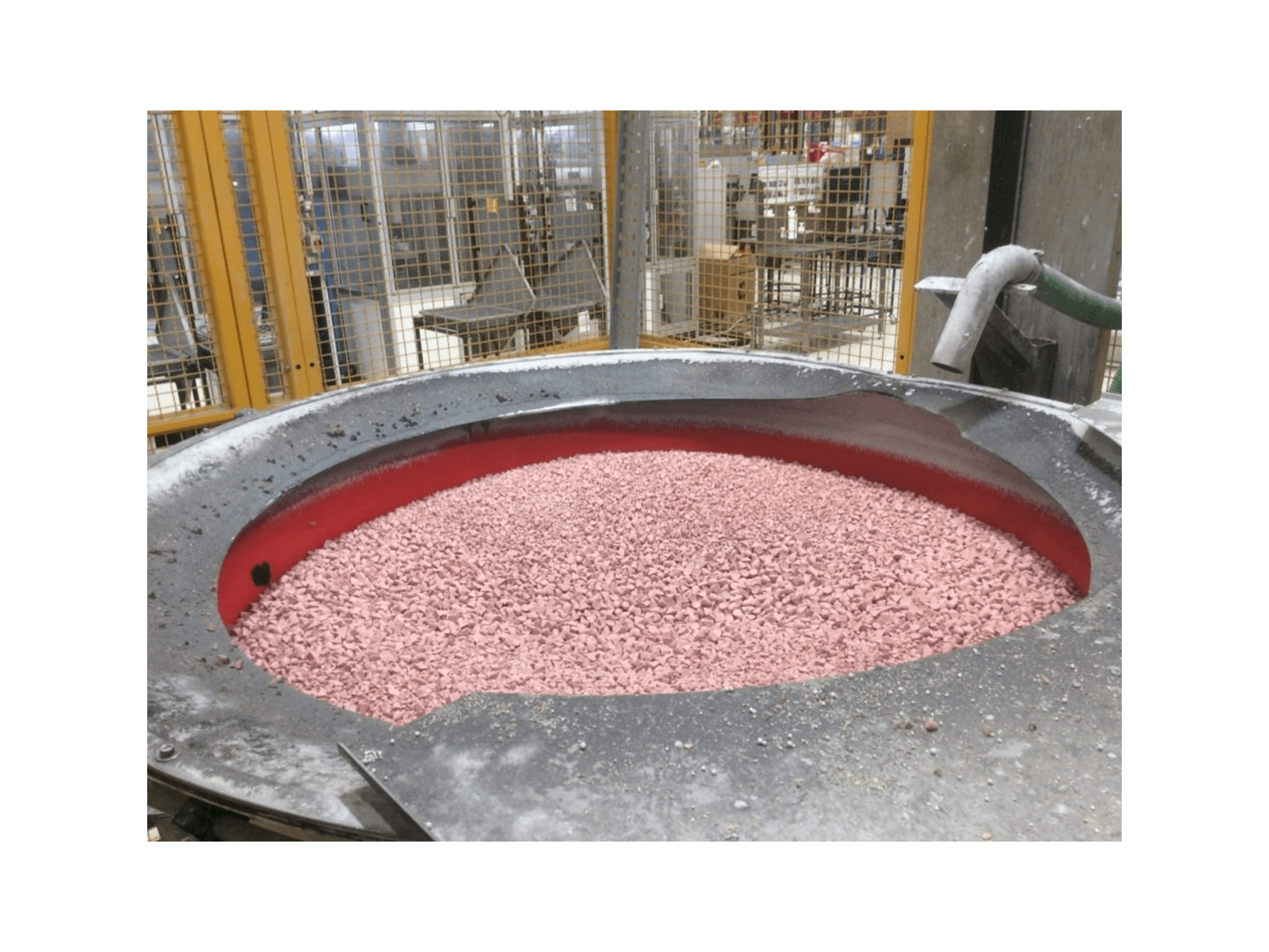 Čelní pohled na Rosler R4/1300.2 SF stroj