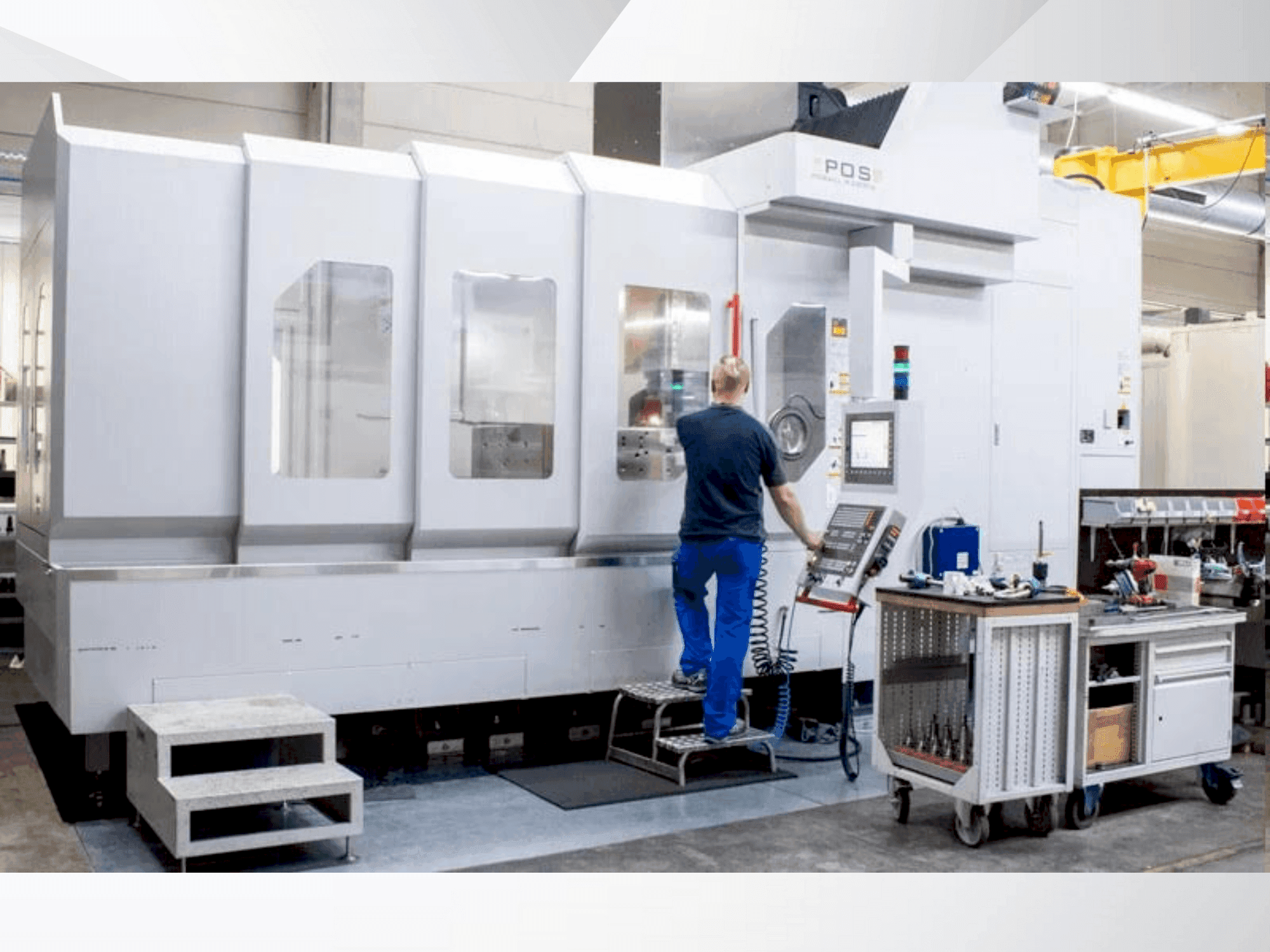 Čelní pohled na POSmill H2200U stroj