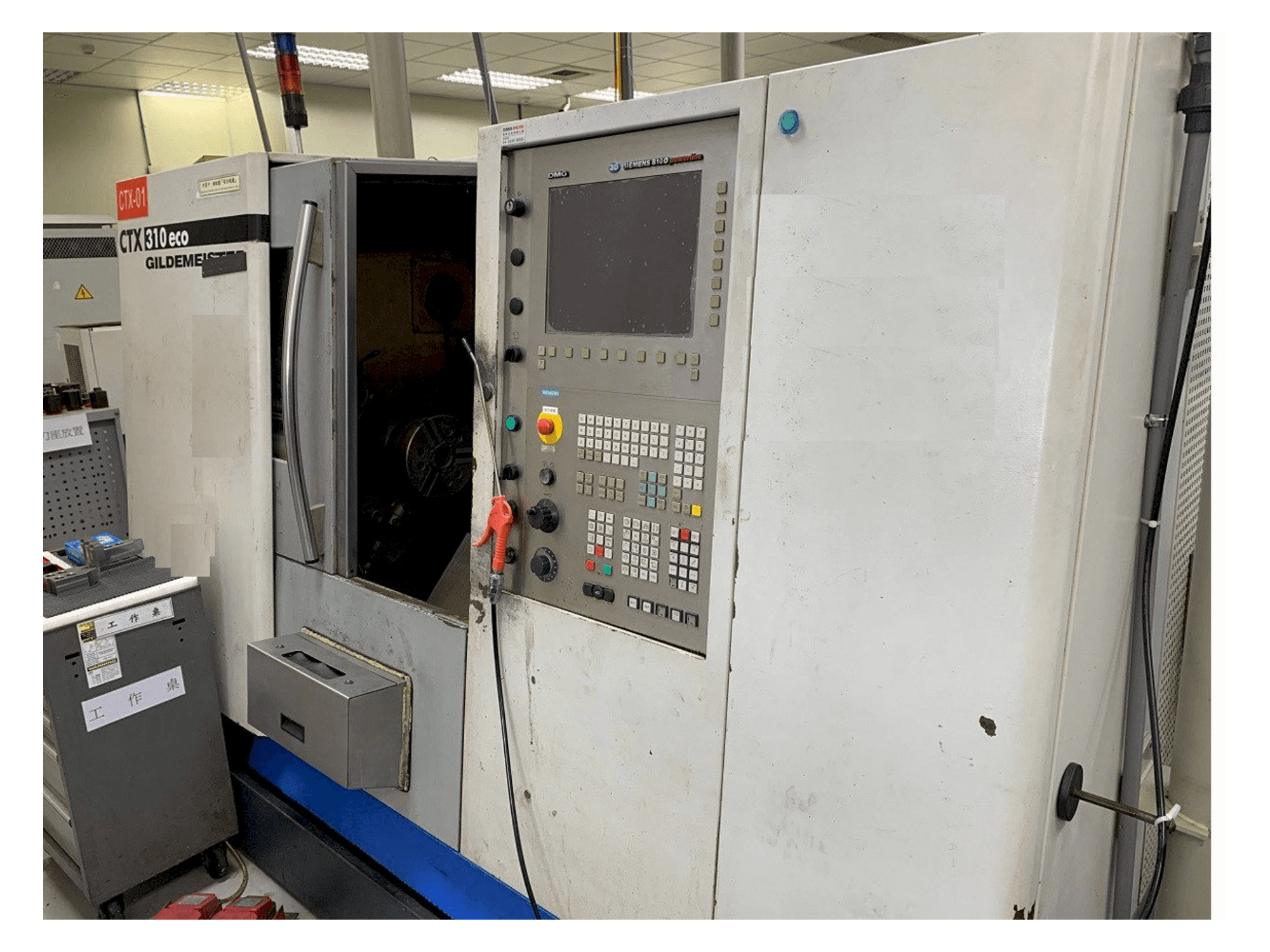 Čelní pohled na Gildemeister CTX 310V1 eco stroj