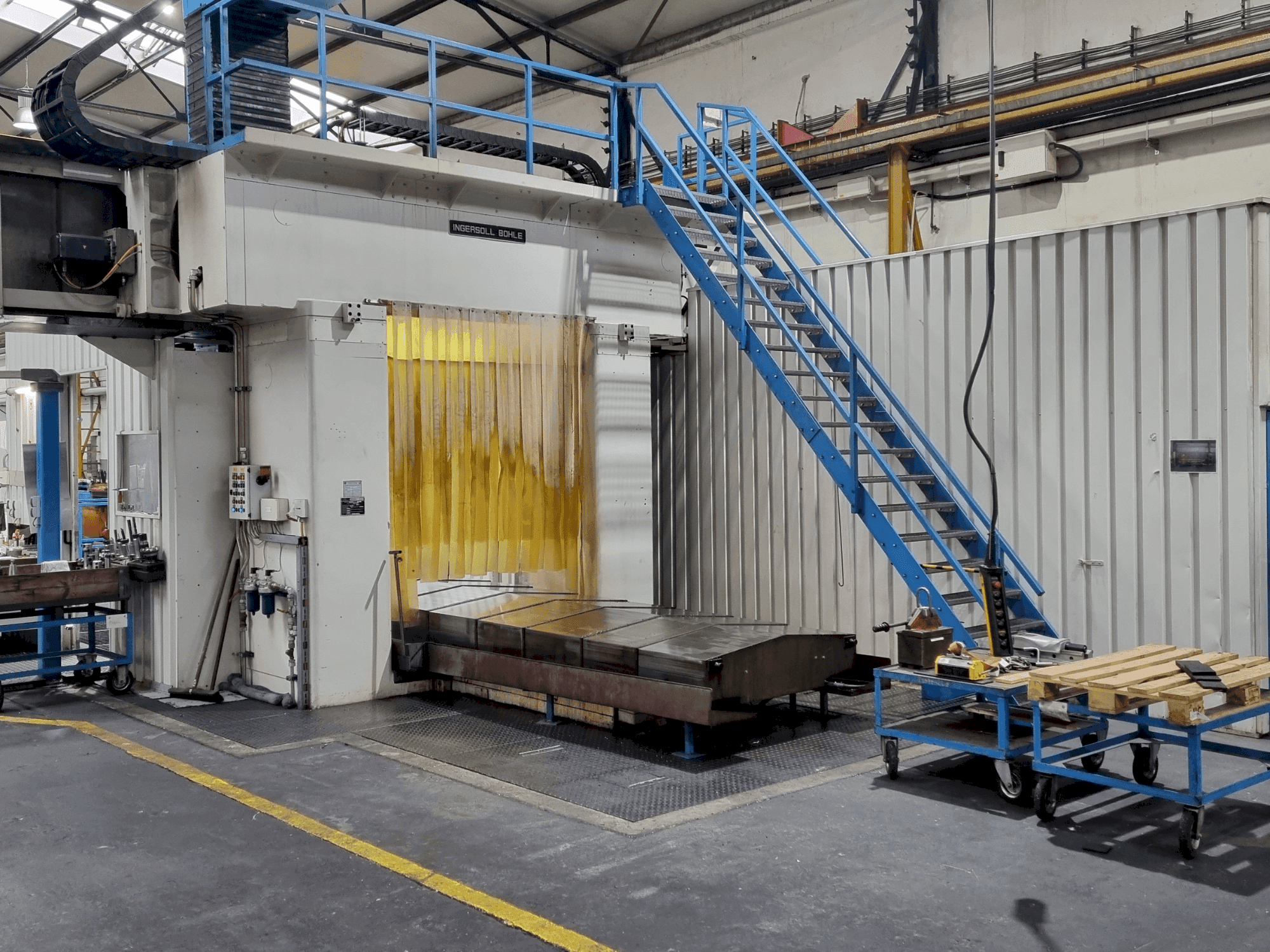 Čelní pohled na INGERSOLL BOHLE FPMS 1200 stroj