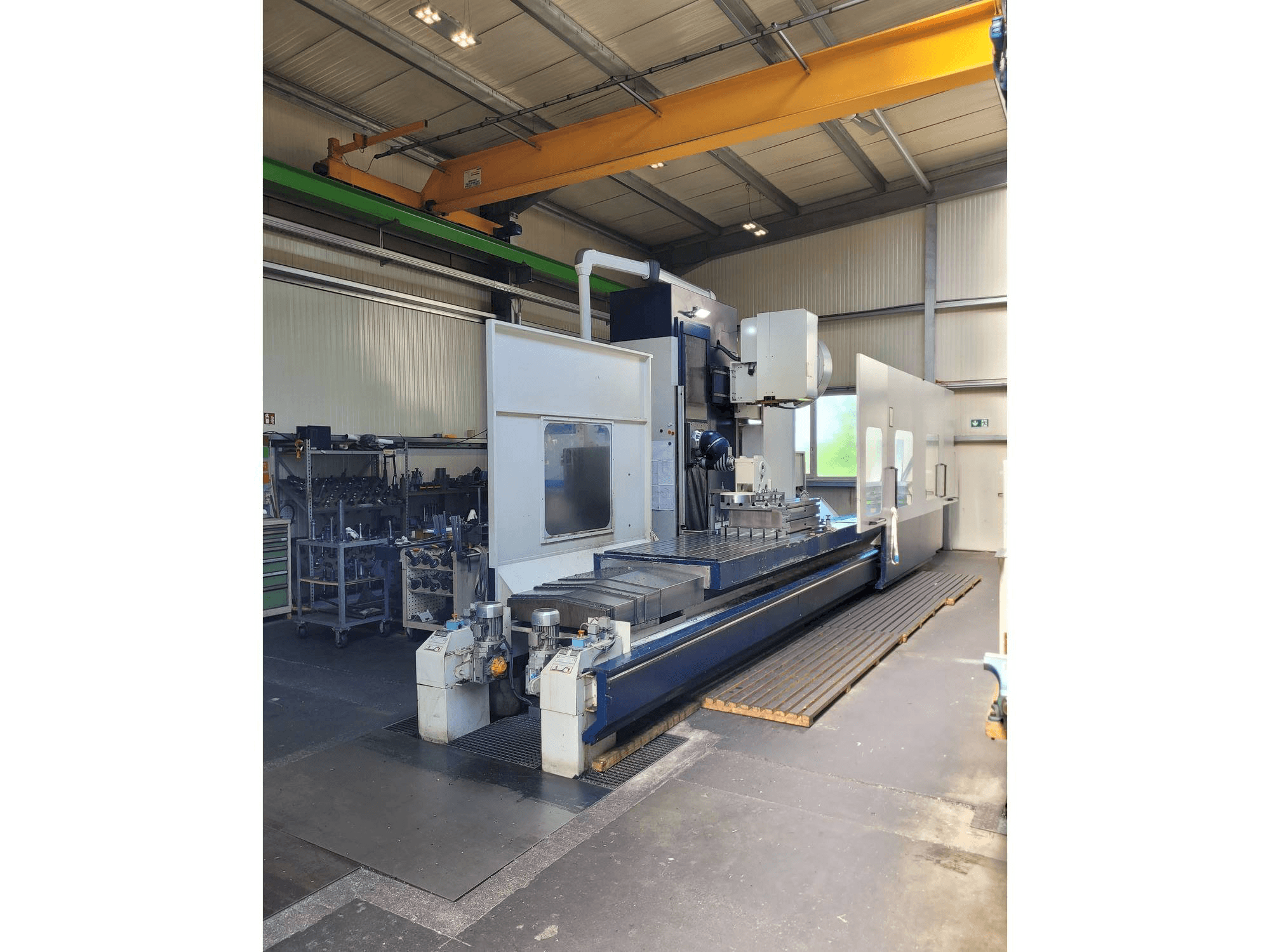 Čelní pohled na Soraluce T35 stroj