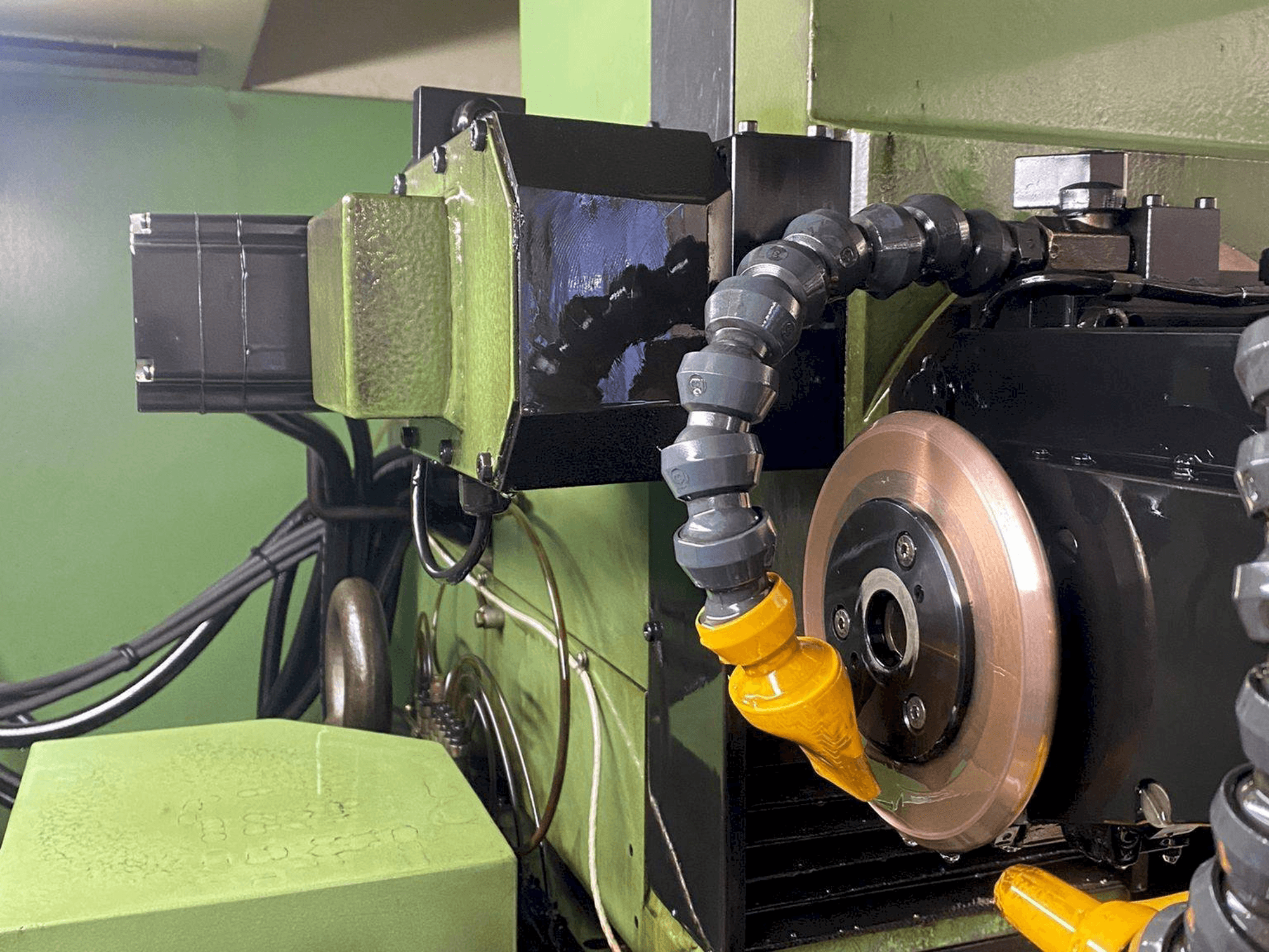 Pracovní prostor na VOLLMER QW72 P stroje