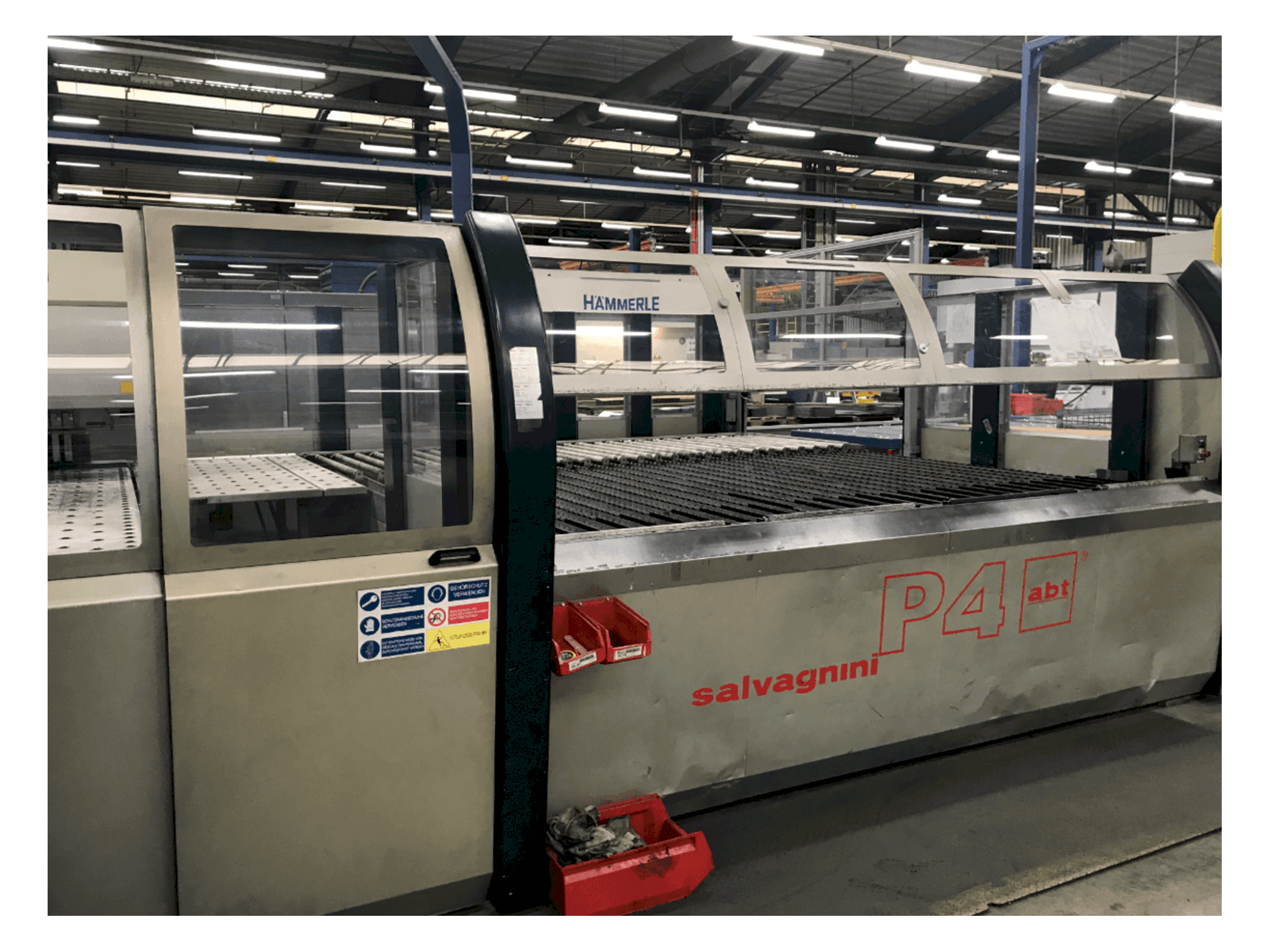 Čelní pohled na Salvagnini S4S-40 / P4-3216 stroj