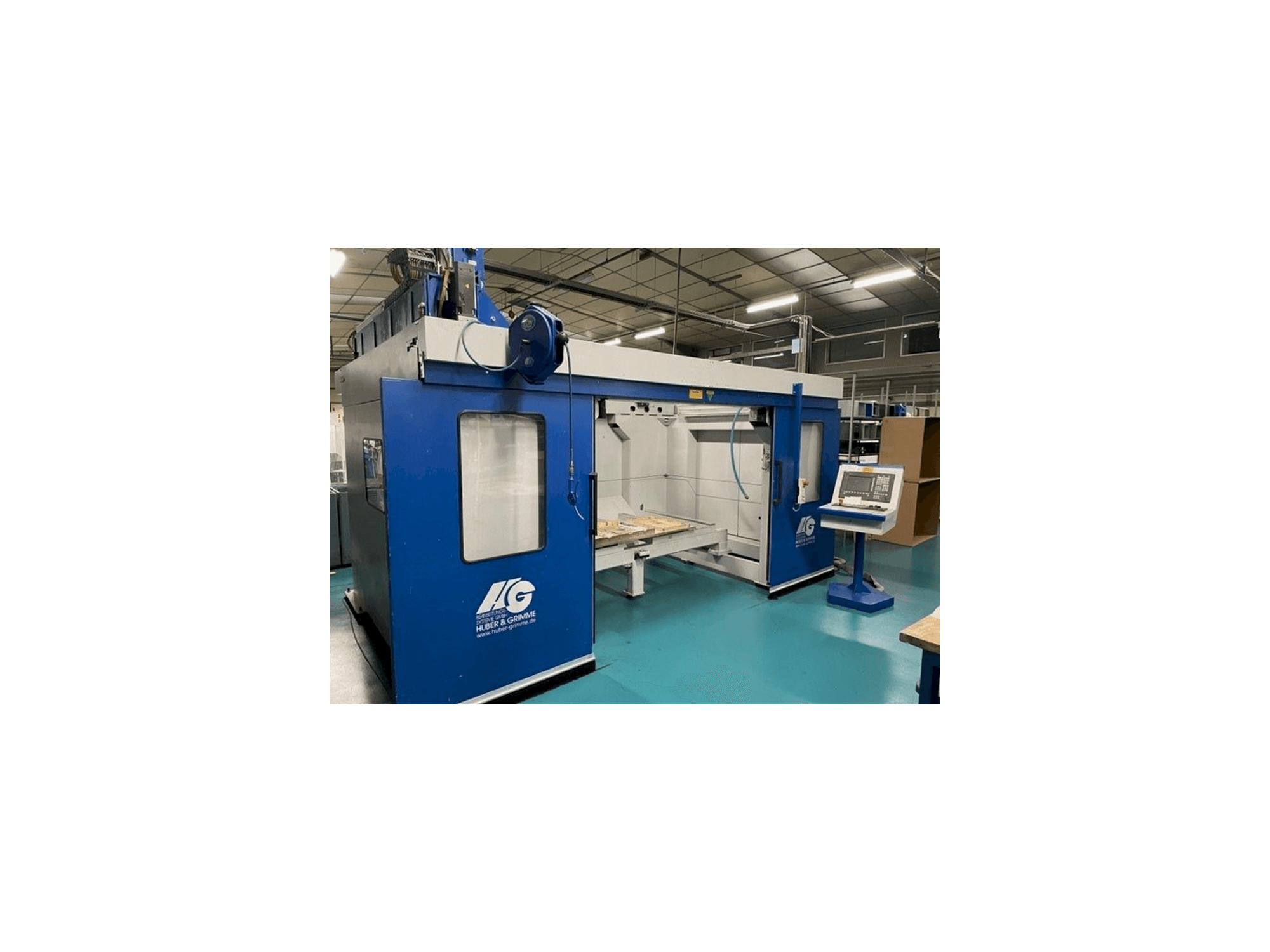 Čelní pohled na HG GRIMME GSF 20/10 stroj