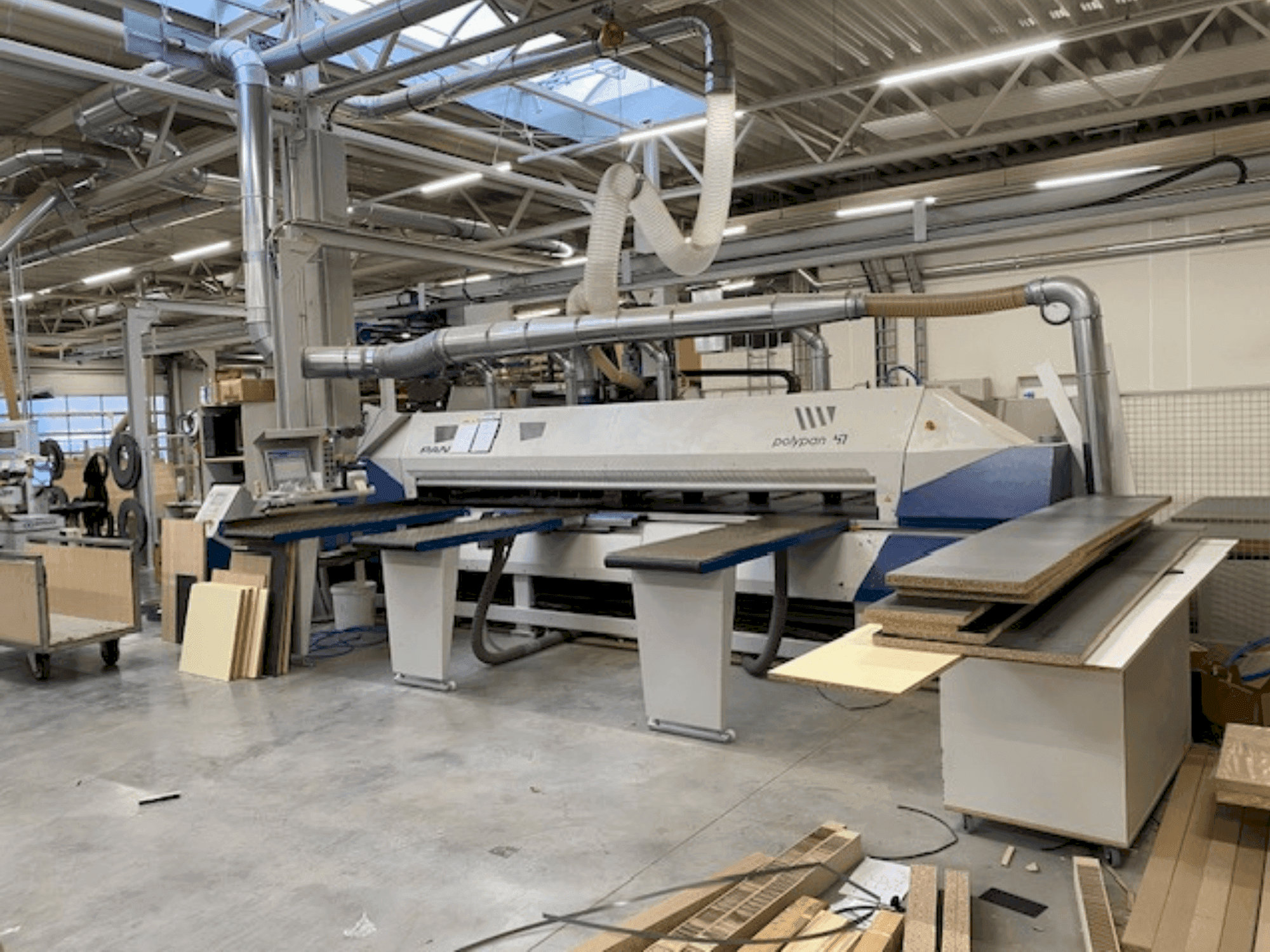 Čelní pohled na PANHANS POLYPAN 47 F stroj