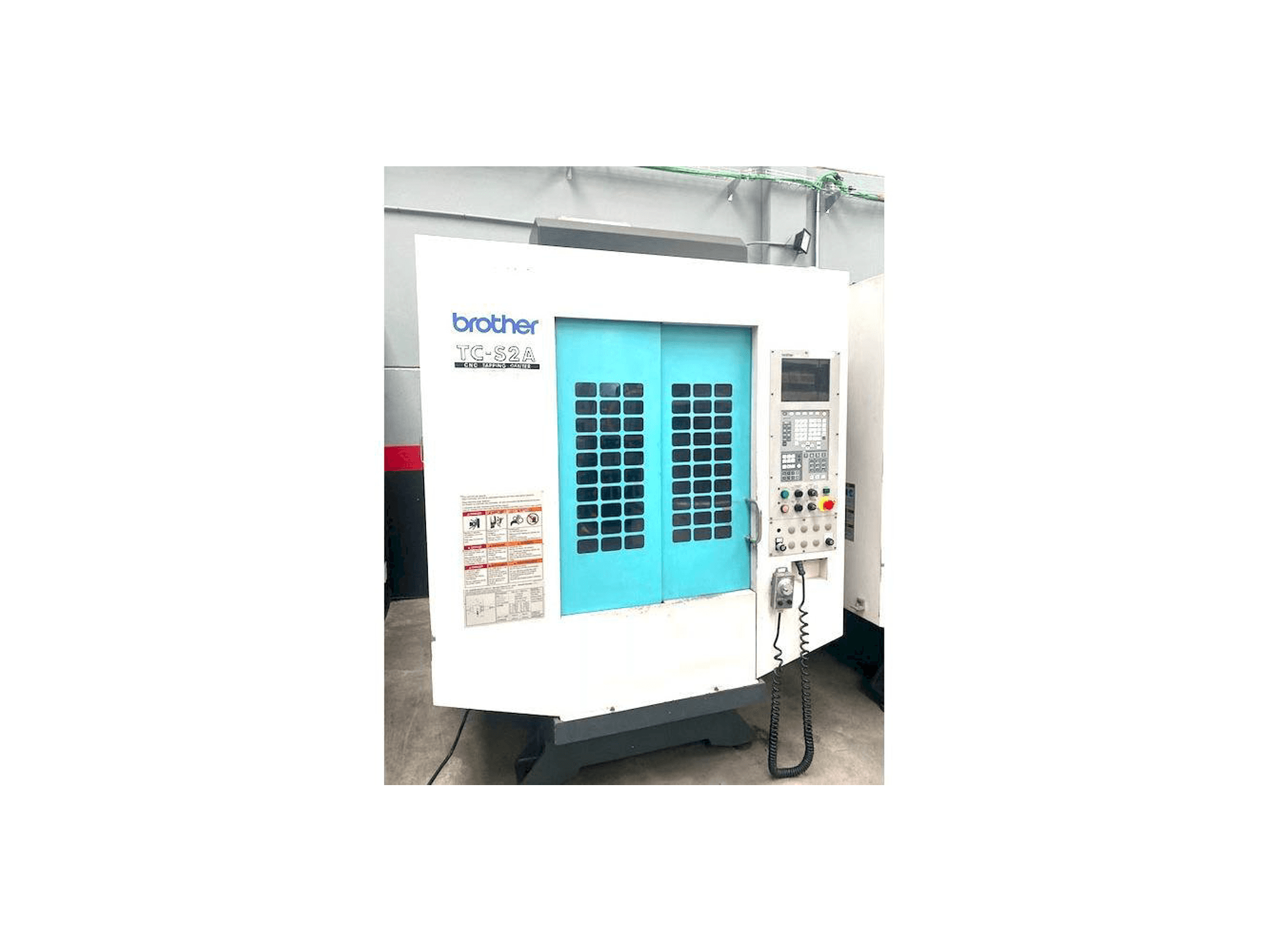 Čelní pohled na Brother TC-S2A stroj