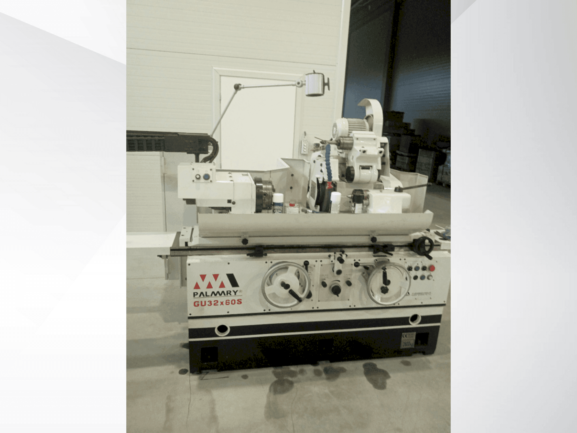 Čelní pohled na PALMARY GU32x60S stroj