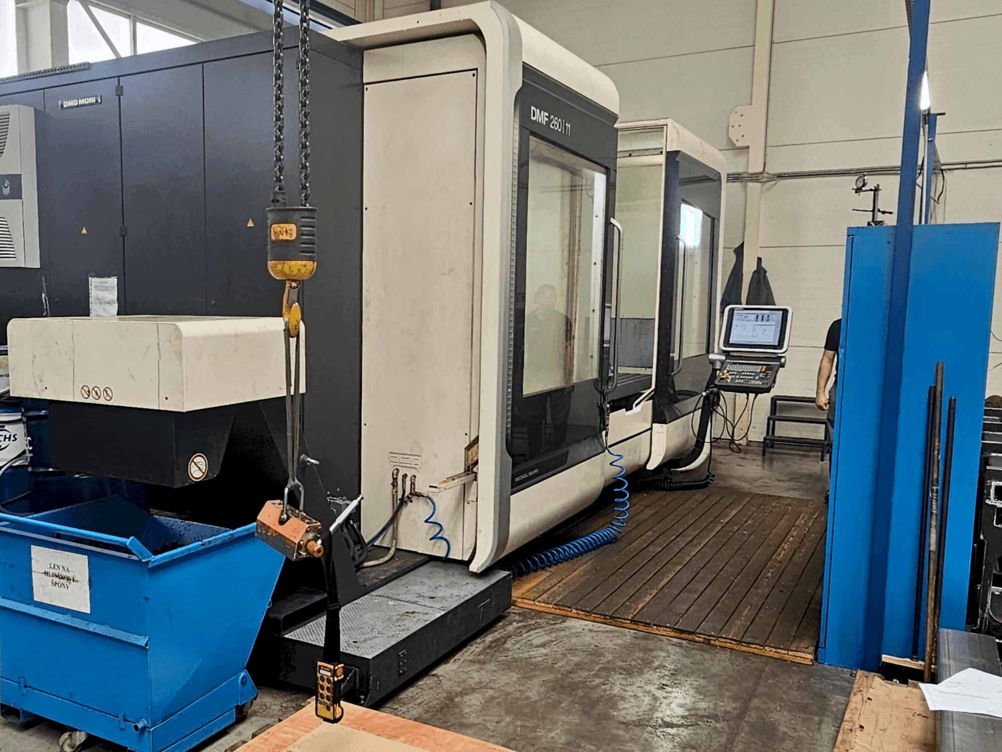 Čelní pohled na DMG MORI DMG MORI DMF 260/11 KGT stroj