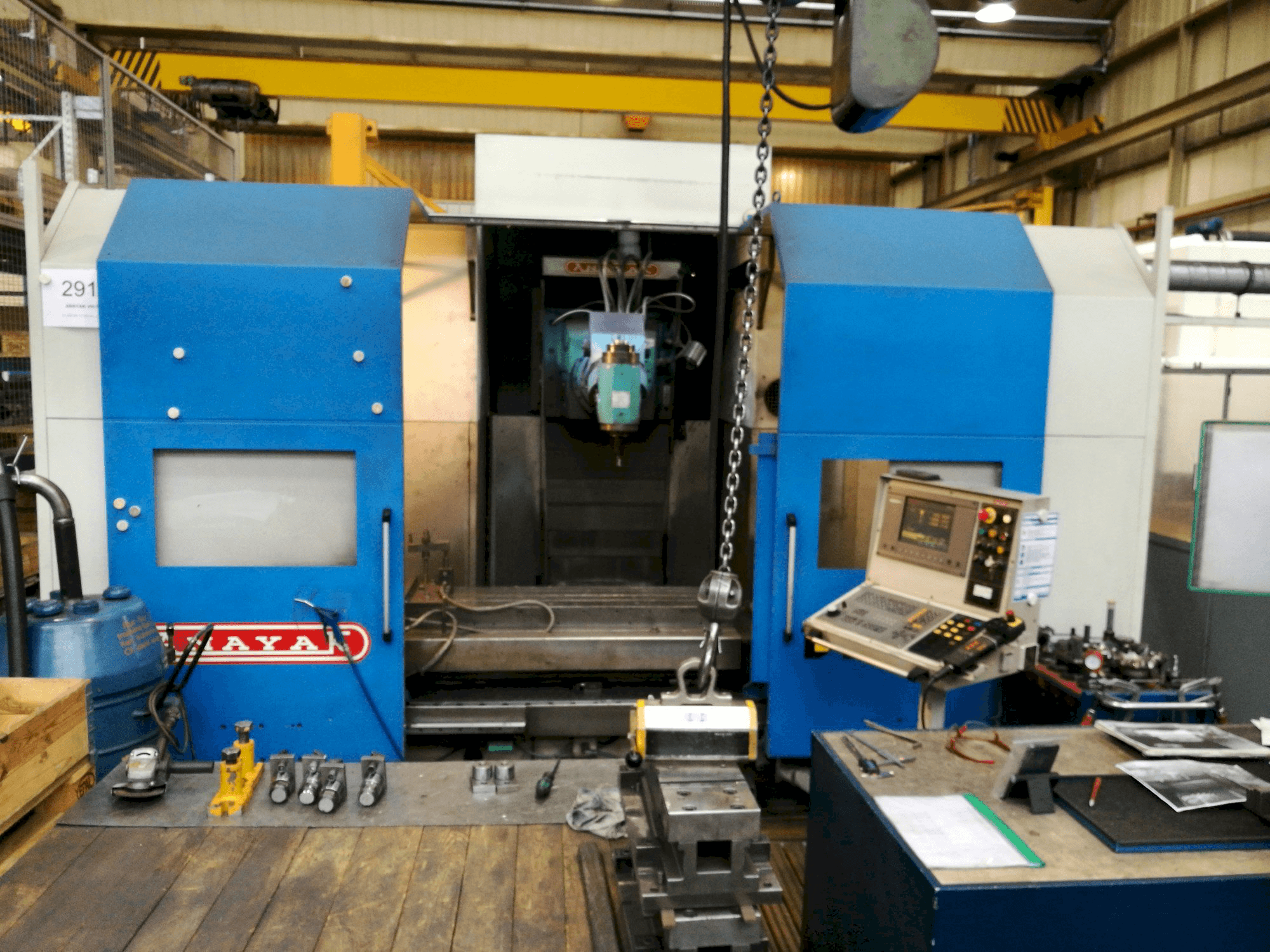 Čelní pohled na ANAYAK VH-1800 stroj