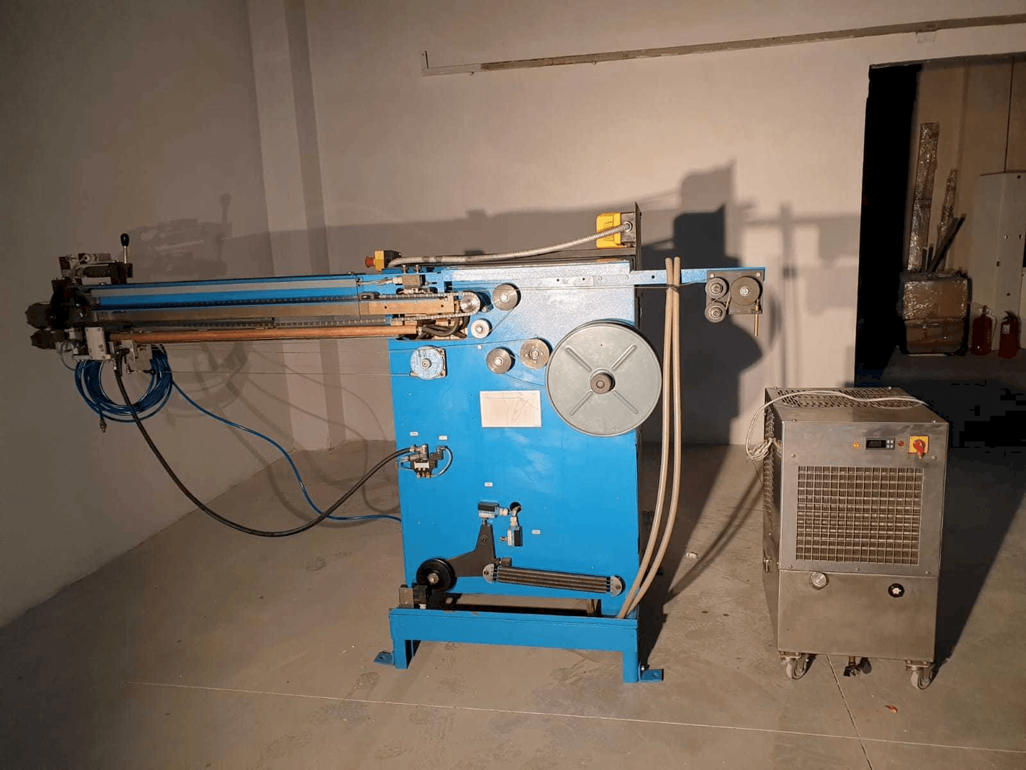 Čelní pohled na SPIRO VSTW-E Hg stroj