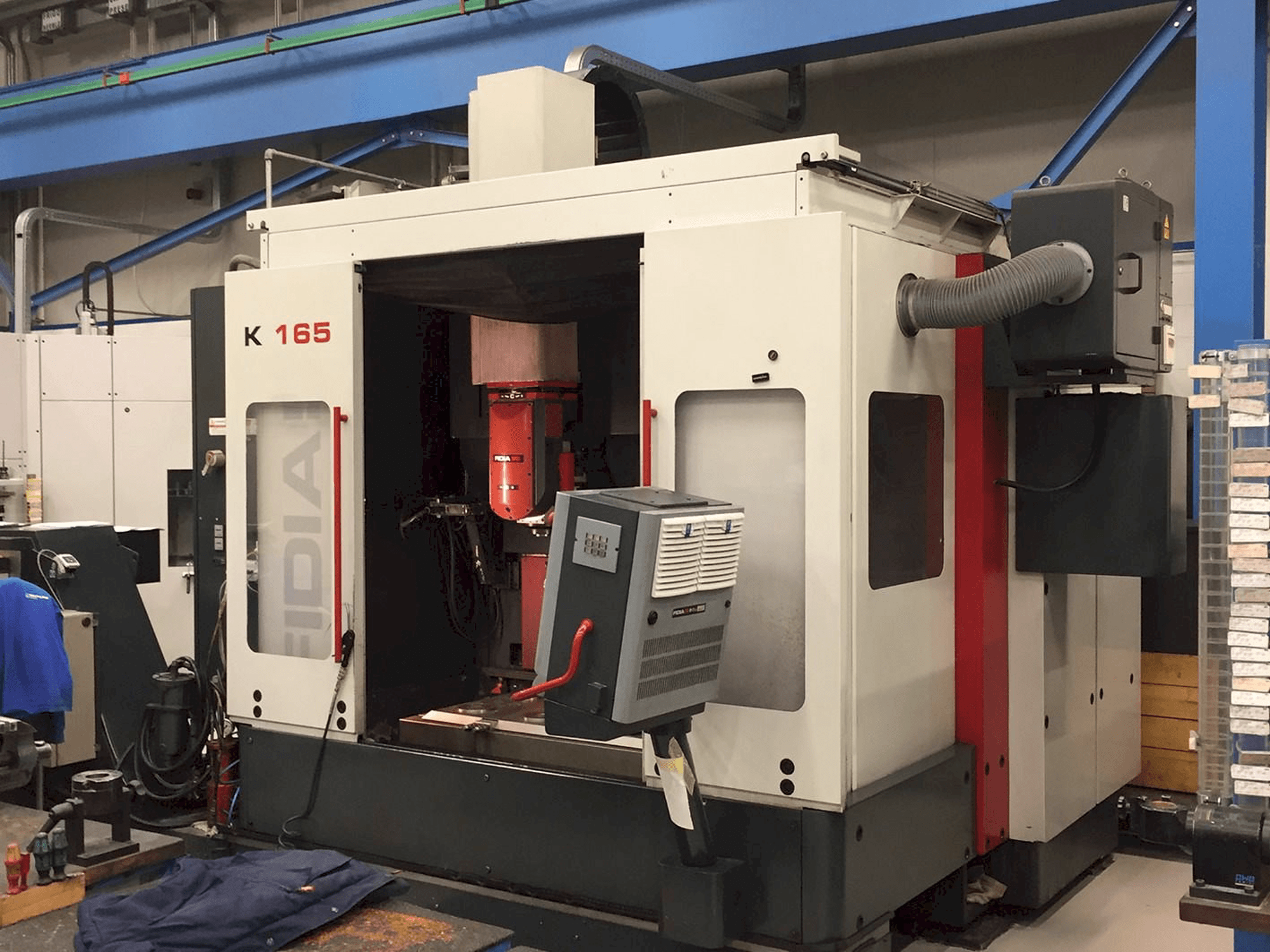 Čelní pohled na Fidia K165 BSH stroj