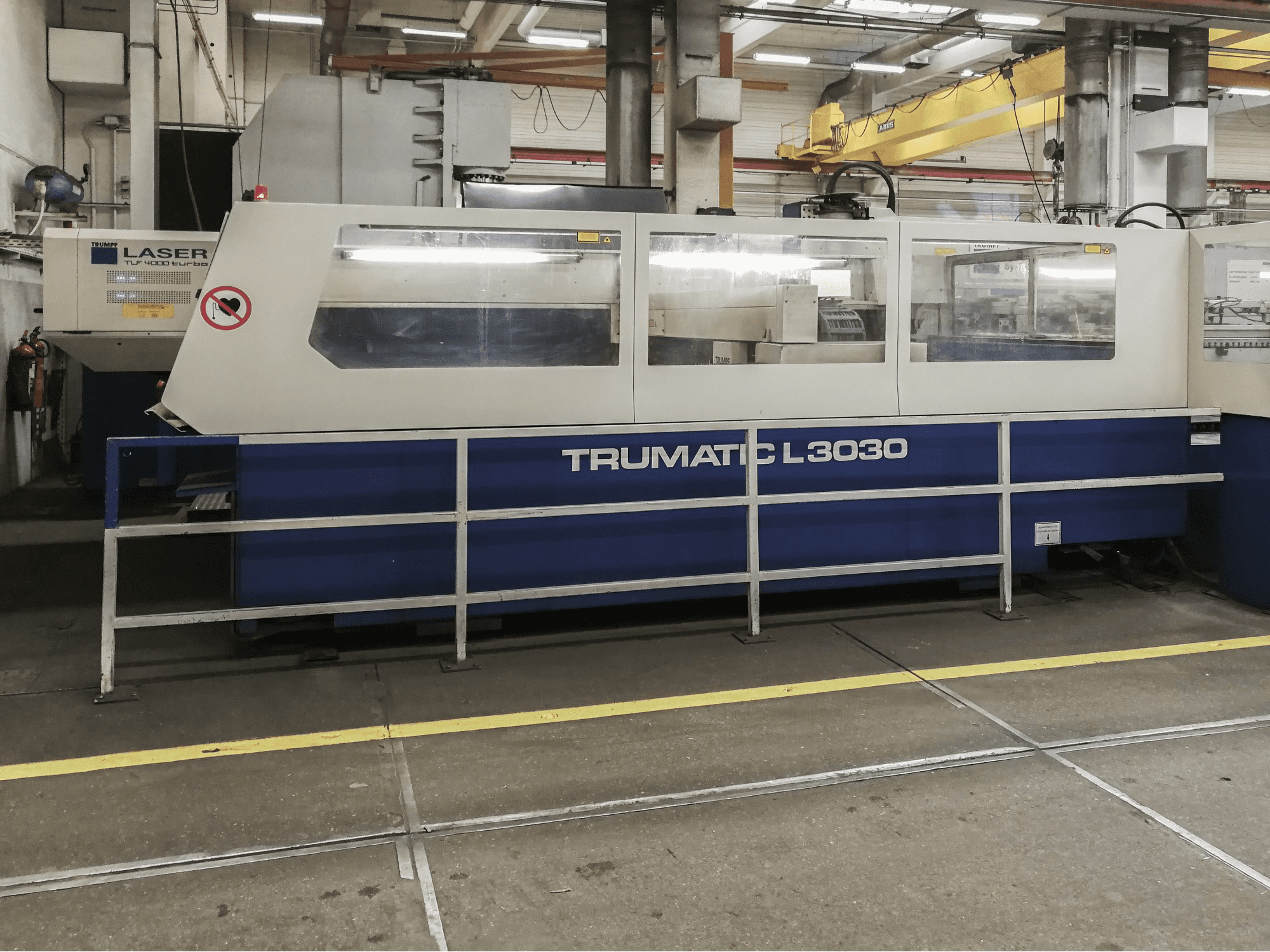 Levý pohled 1 na Trumpf Trumatic L3030 stroj
