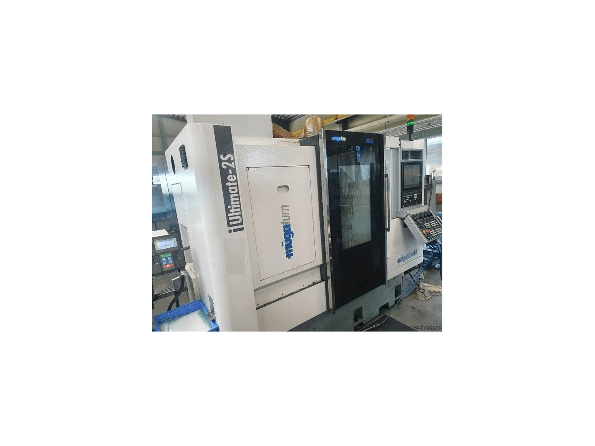 Levý boční pohled na Muga iUltimate - 2S stroj