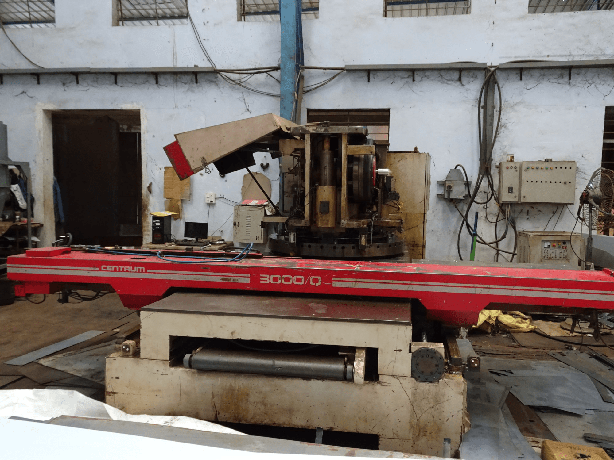 Čelní pohled na Murata Wiedemann C-3000 stroj