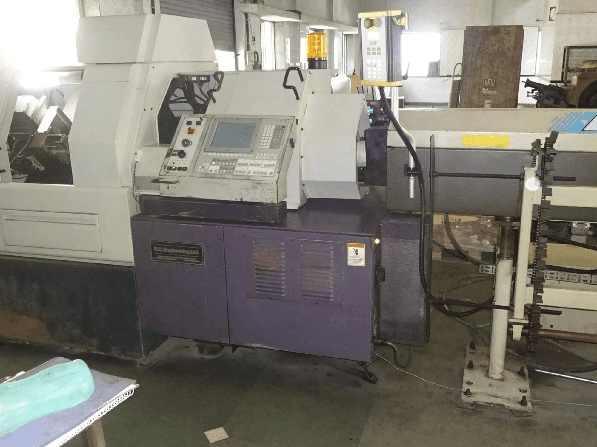 Čelní pohled na Citizen L-25 stroj