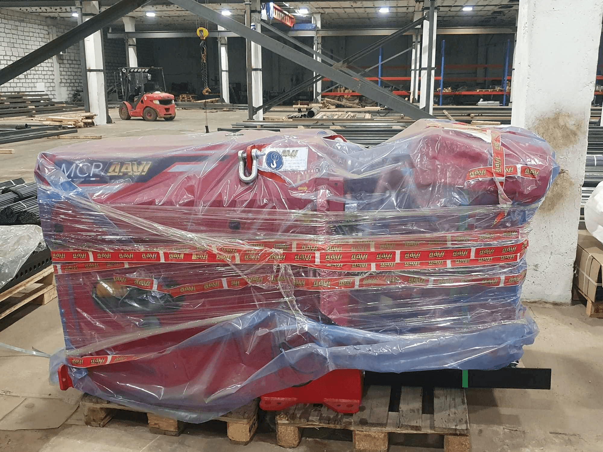 Čelní pohled na Davi MCP 9 stroj