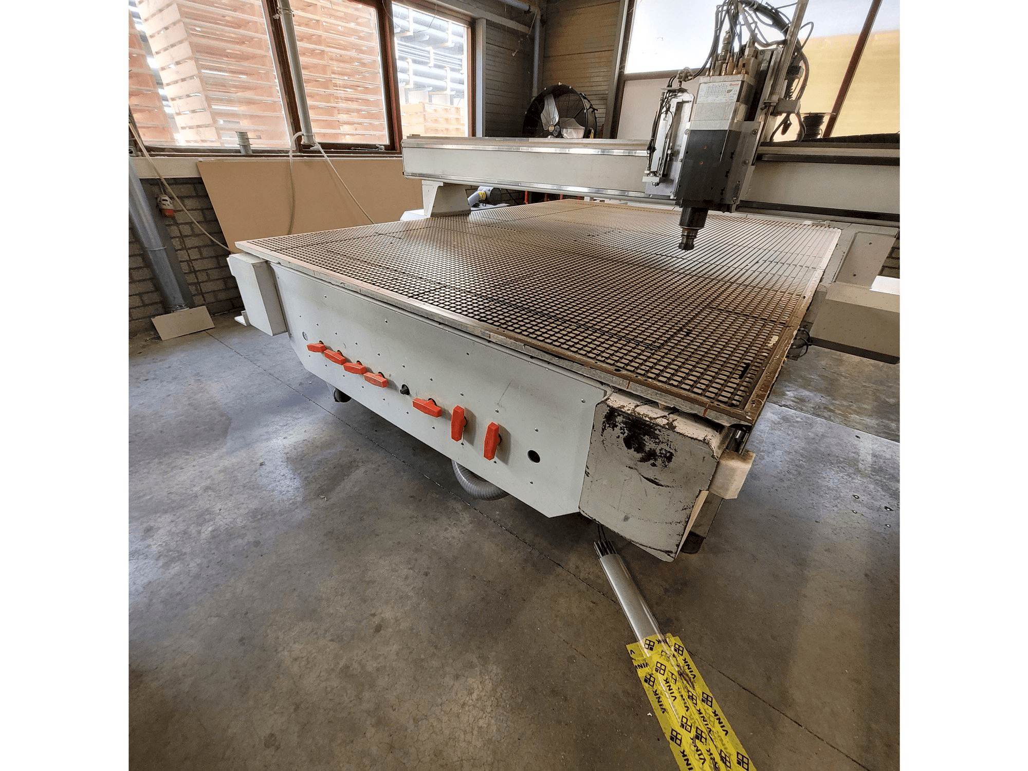 Čelní pohled na FLEXICAM Pro 2030 stroj