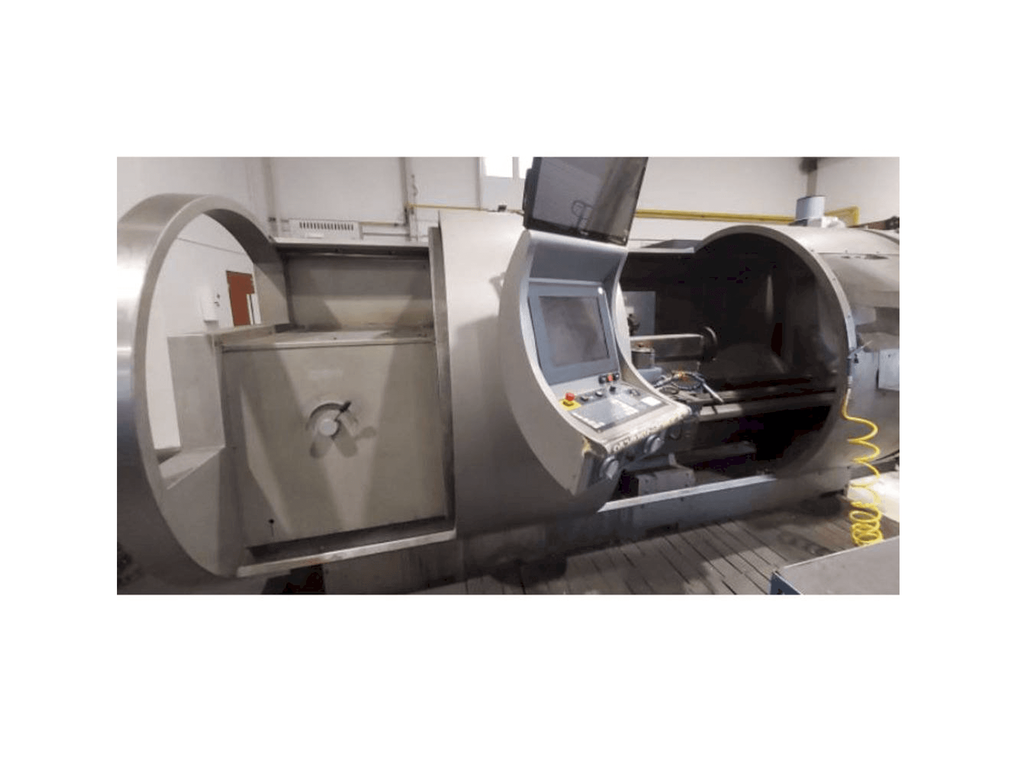 Čelní pohled na STYLE 630 stroj