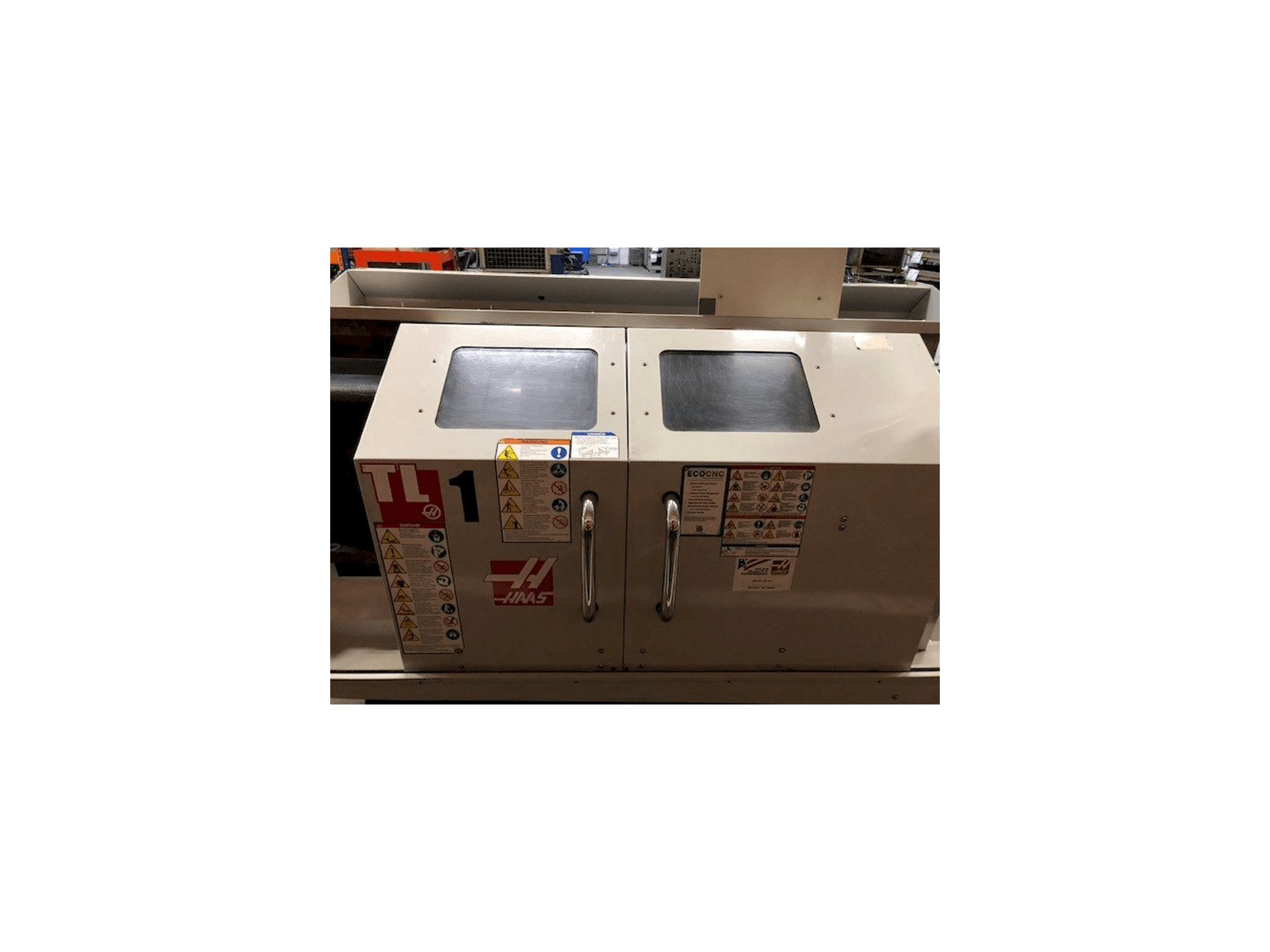 Čelní pohled na HAAS TL-1 stroj