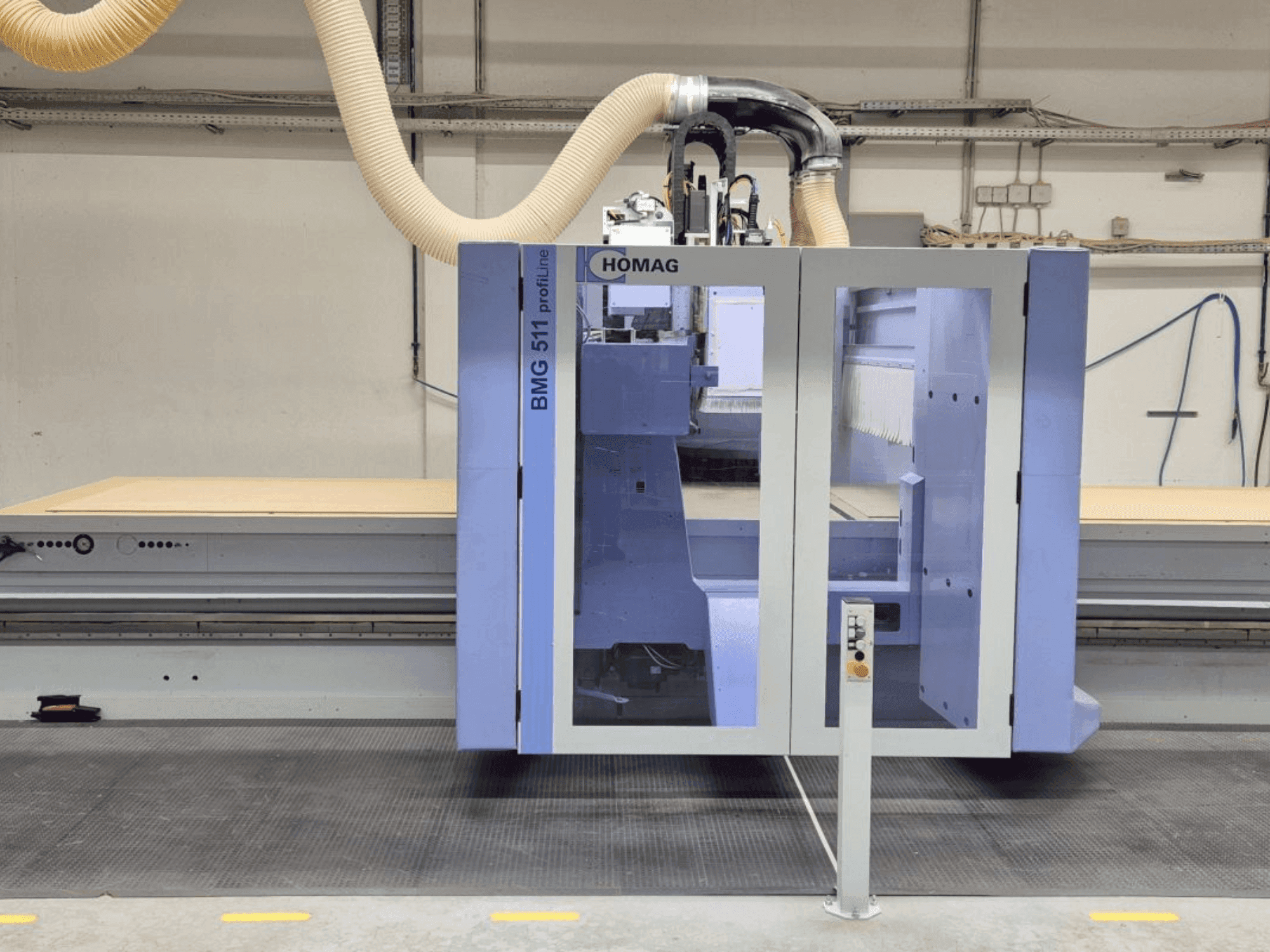 Čelní pohled na HOMAG PROFI BMG 511/60/12/R (2015) stroj