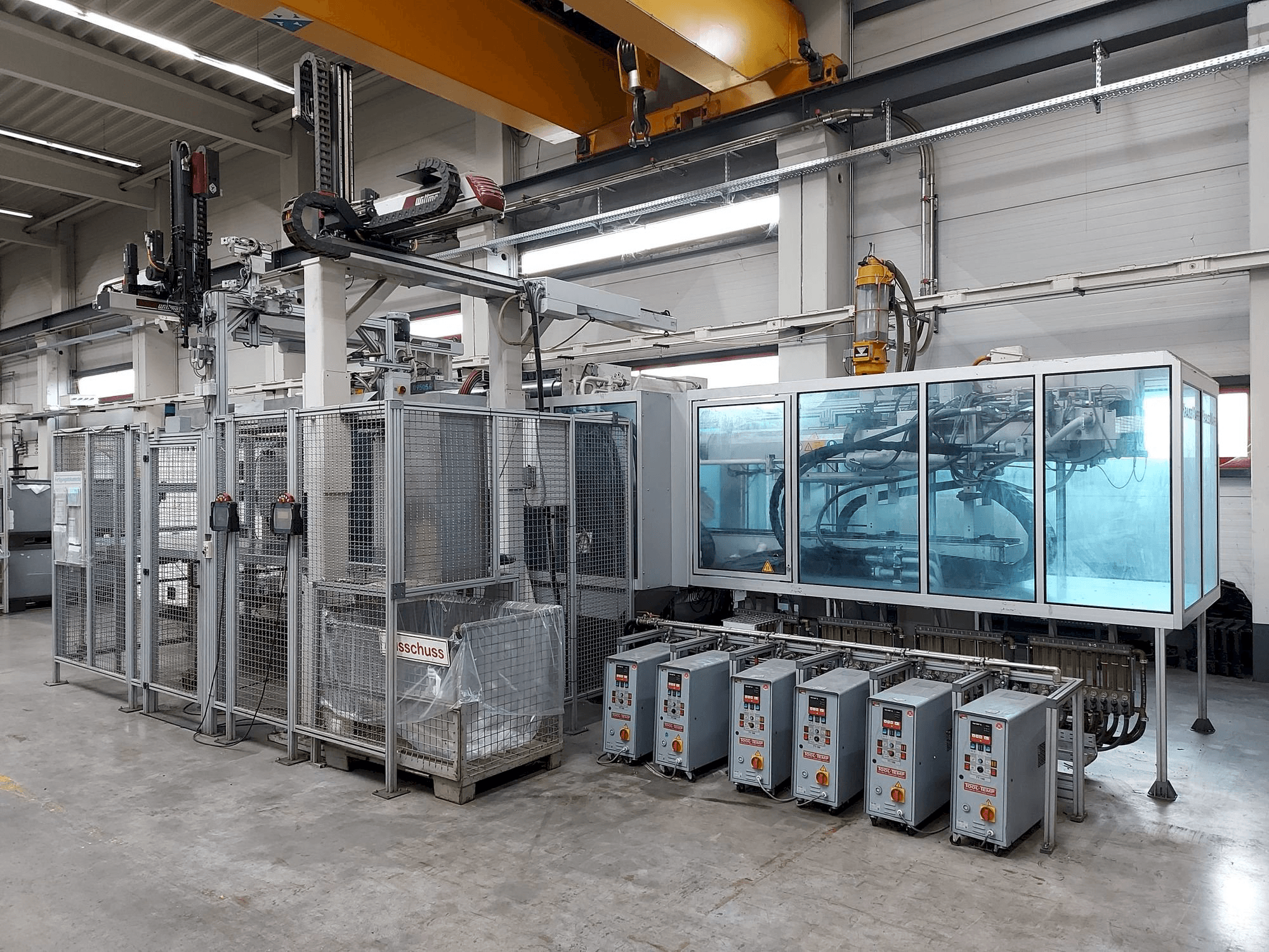 Čelní pohled na Krauss Maffei 650 Tandem stroj