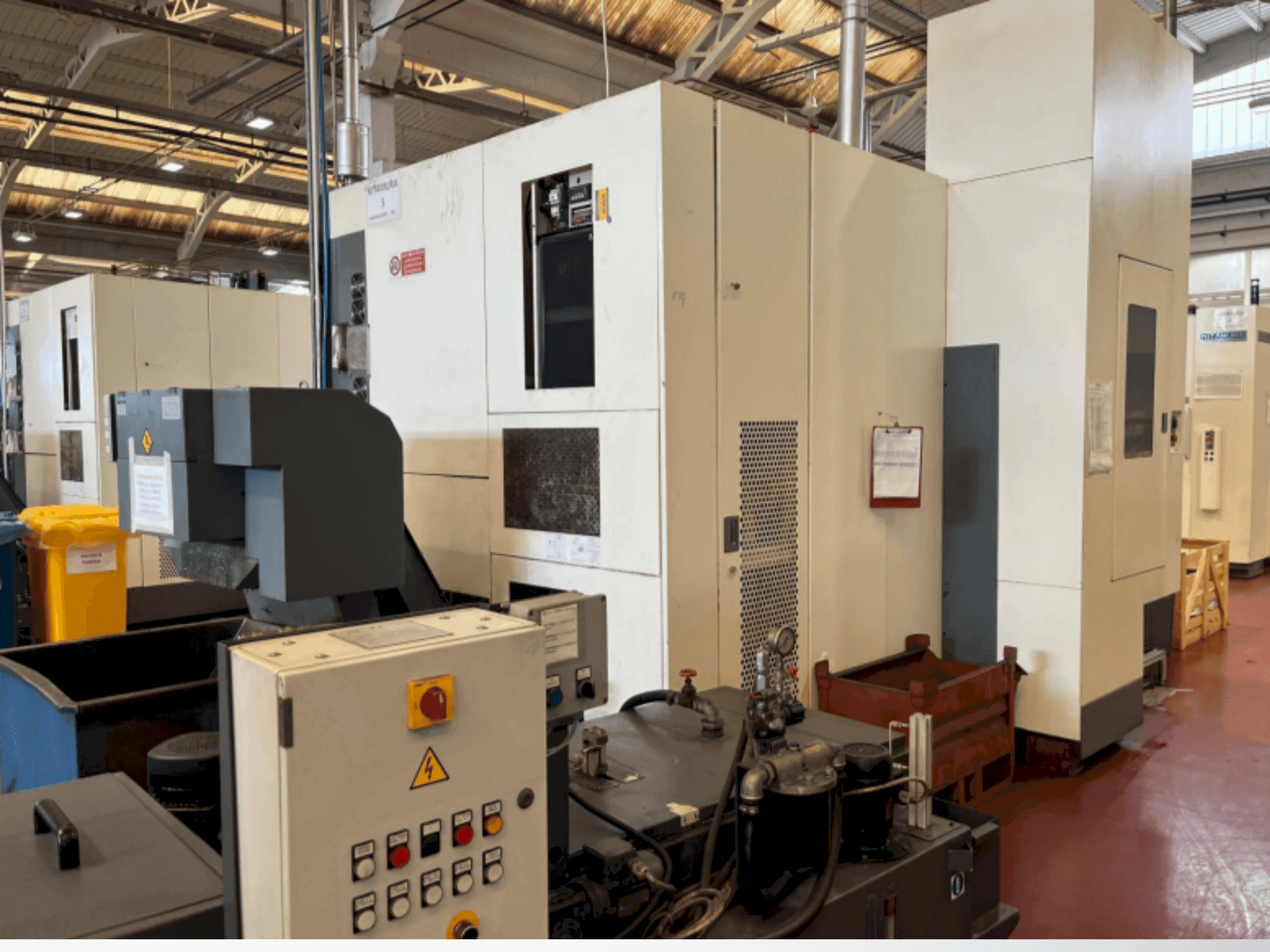 Čelní pohled na Kitamura Mycenter-HX500iTGA stroj