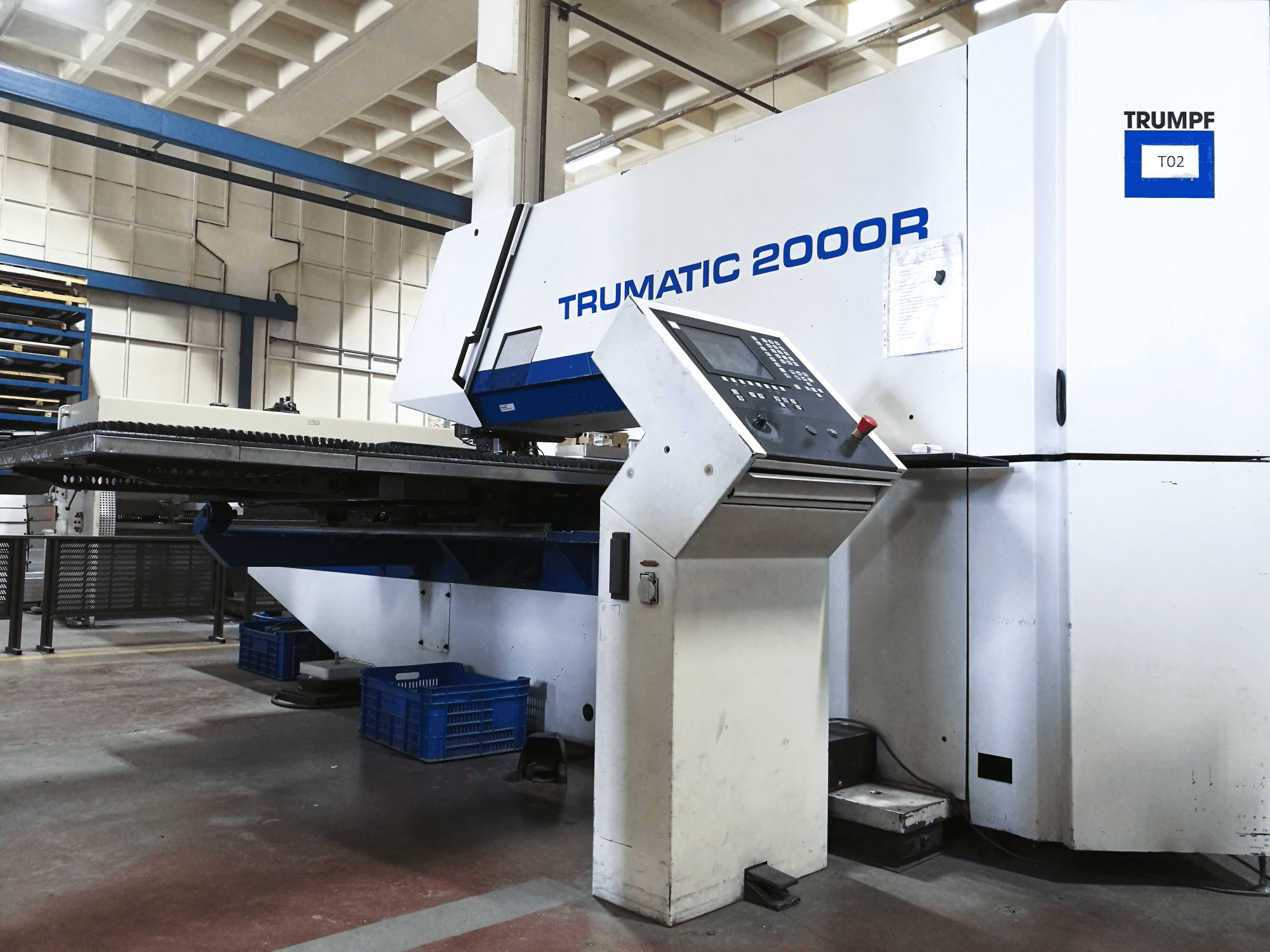 Pravý pohled 1 na Trumpf Trumatic 2000 R stroj