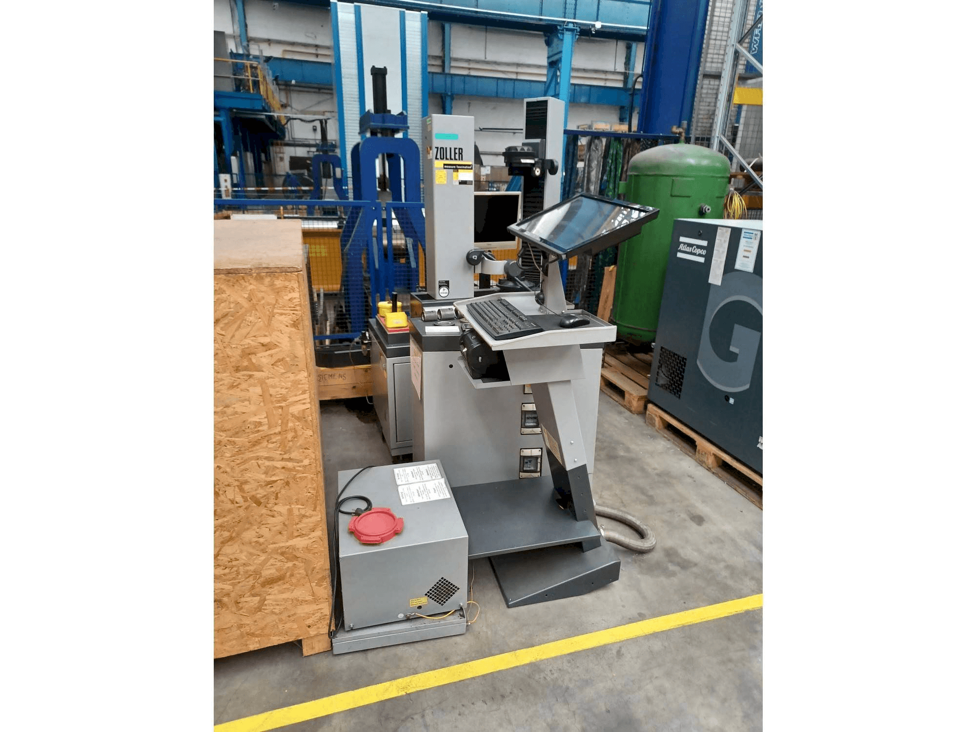 Čelní pohled na Zoller R460C3-00137 stroj