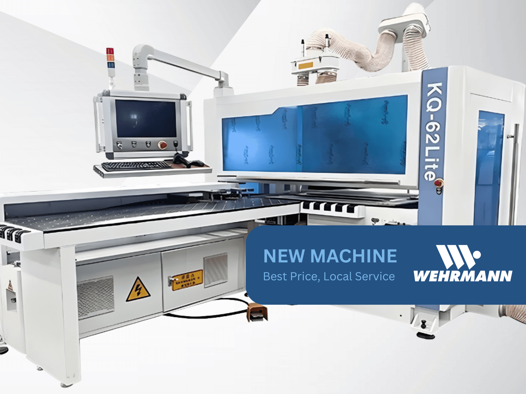 Stroj Wehrmann KQ-62Lite CNC, pohled zepředu, s digitálním displejem, ovládacím panelem a dopravním pásem s bezpečnostními výstražnými značkami.